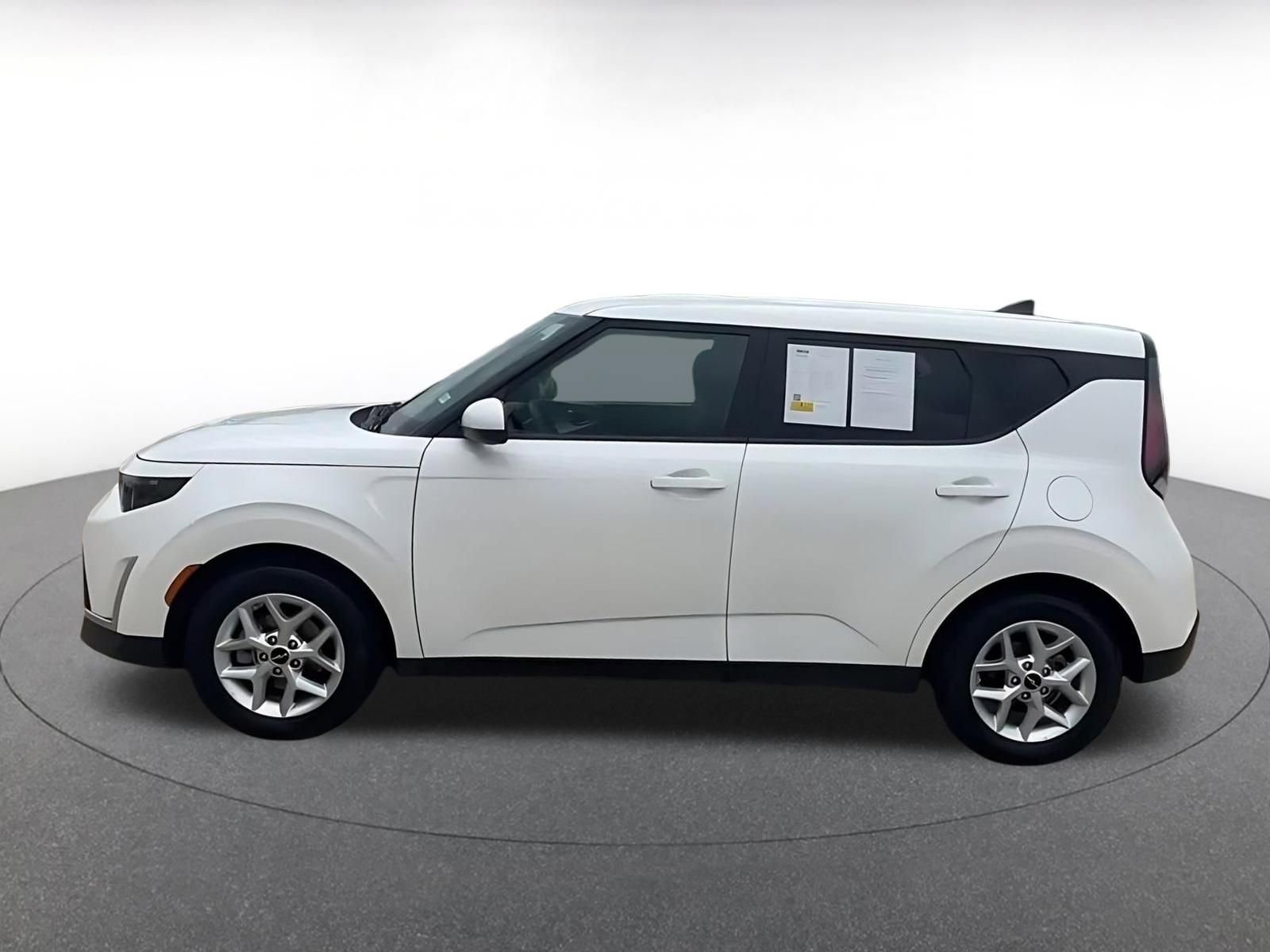 Thumbnail: 2025 Kia Soul - 9