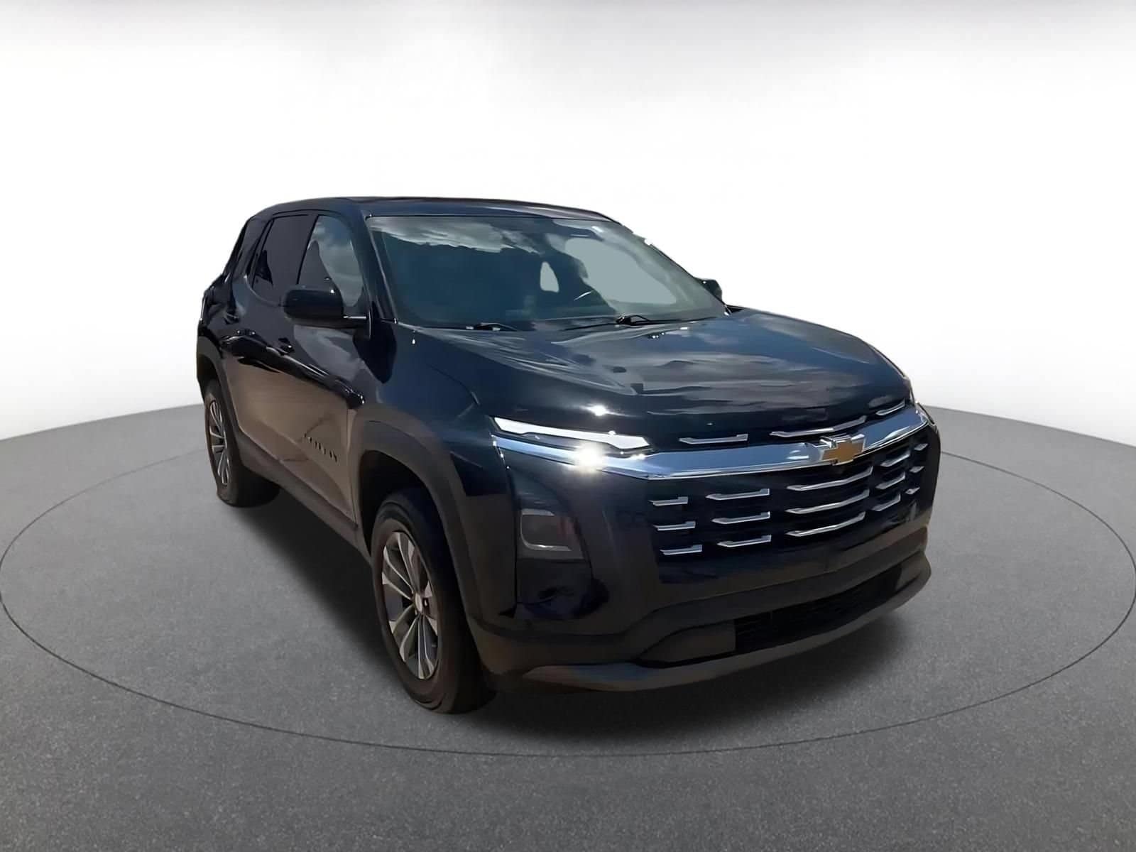 Thumbnail: 2025 Chevrolet Equinox - 3