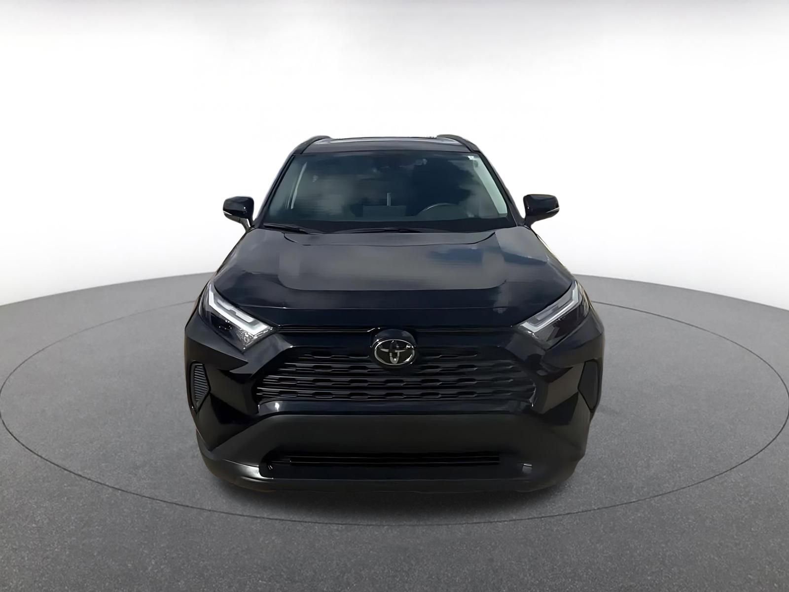 Thumbnail: 2025 Toyota RAV4 - 4