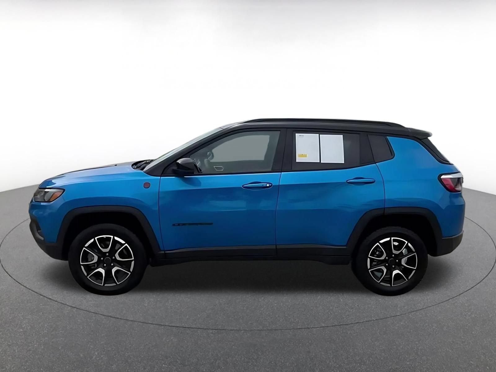 Thumbnail: 2025 Jeep Compass - 10