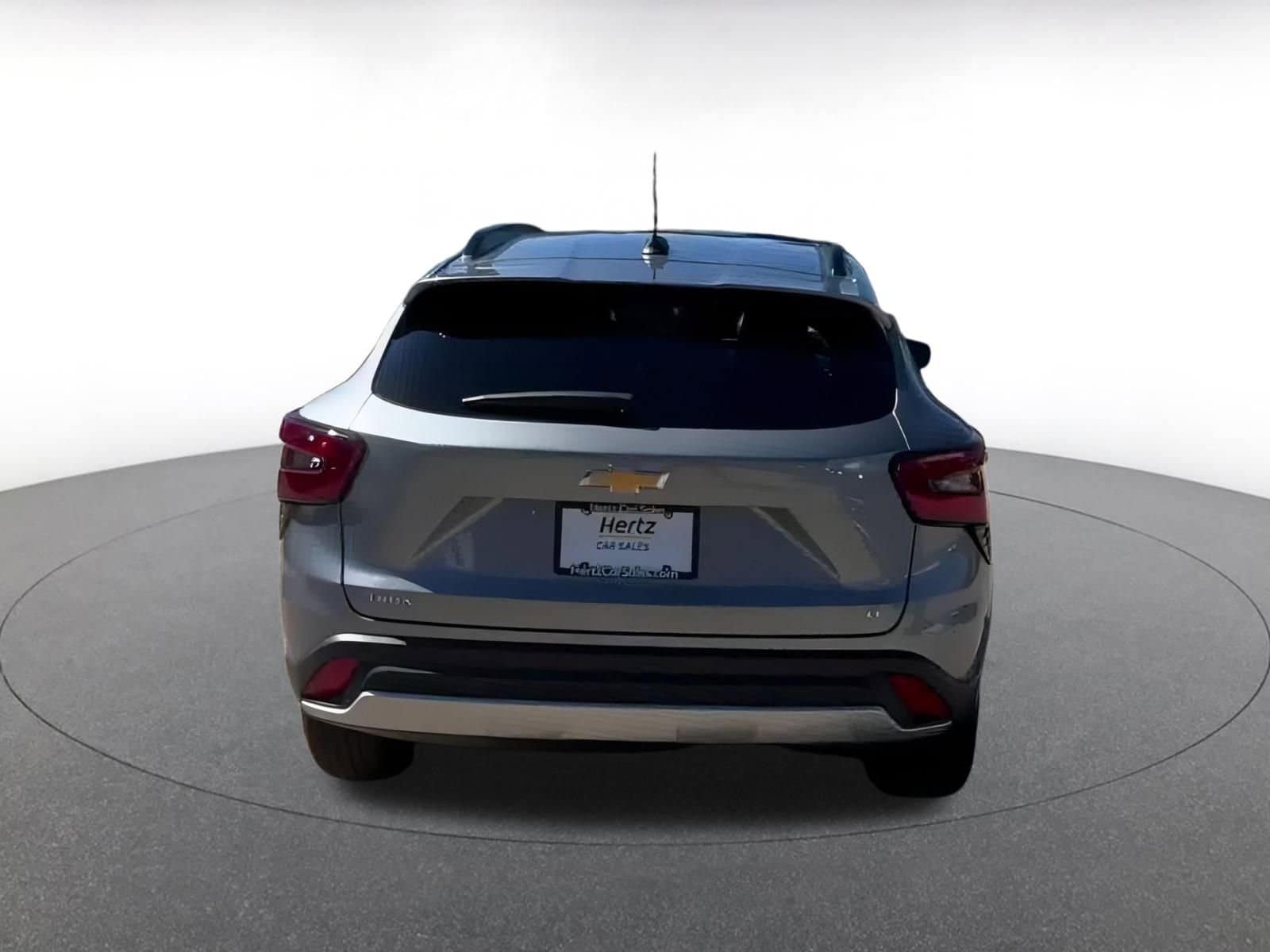 Thumbnail: 2025 Chevrolet Trax - 12