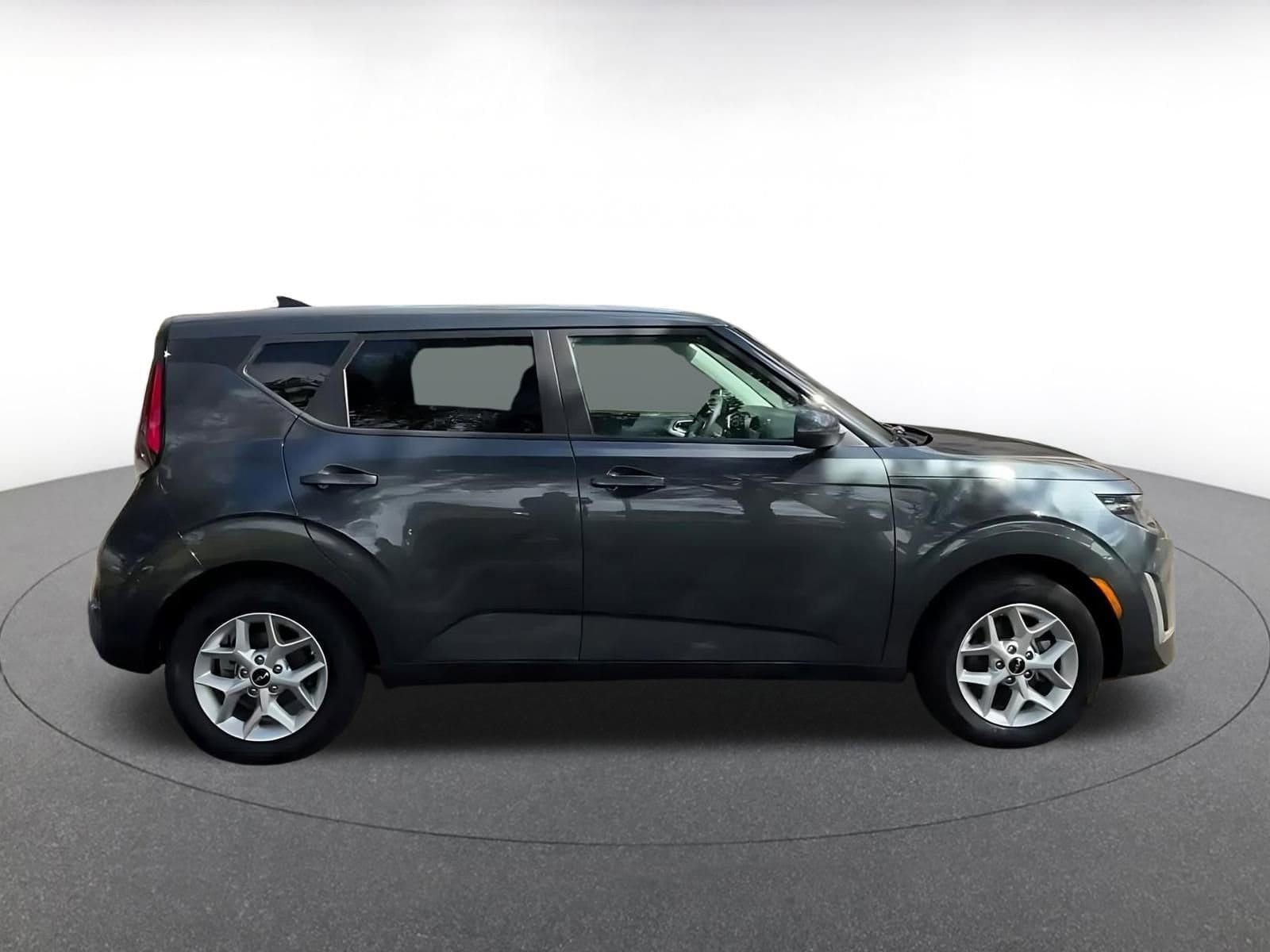 Thumbnail: 2025 Kia Sportage - 16