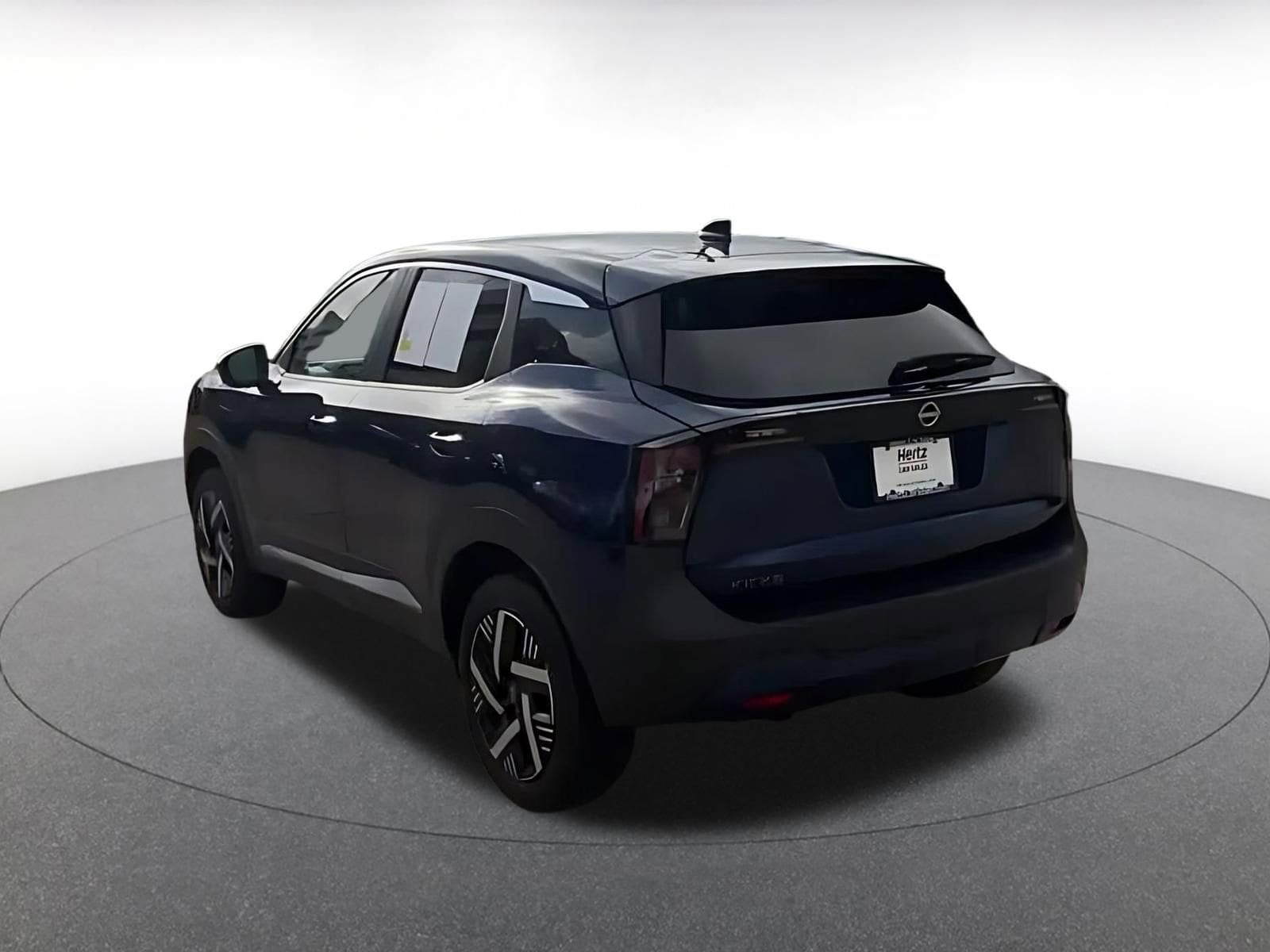 Thumbnail: 2025 Nissan Kicks - 11