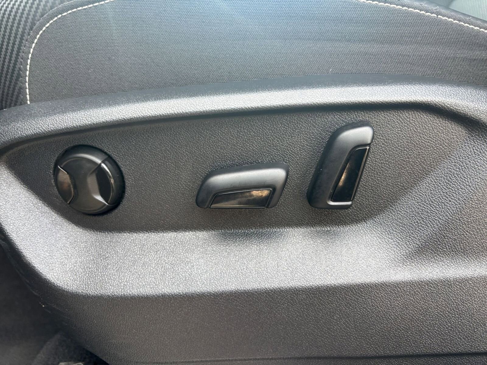 Thumbnail: 2025 Volkswagen Atlas - 23