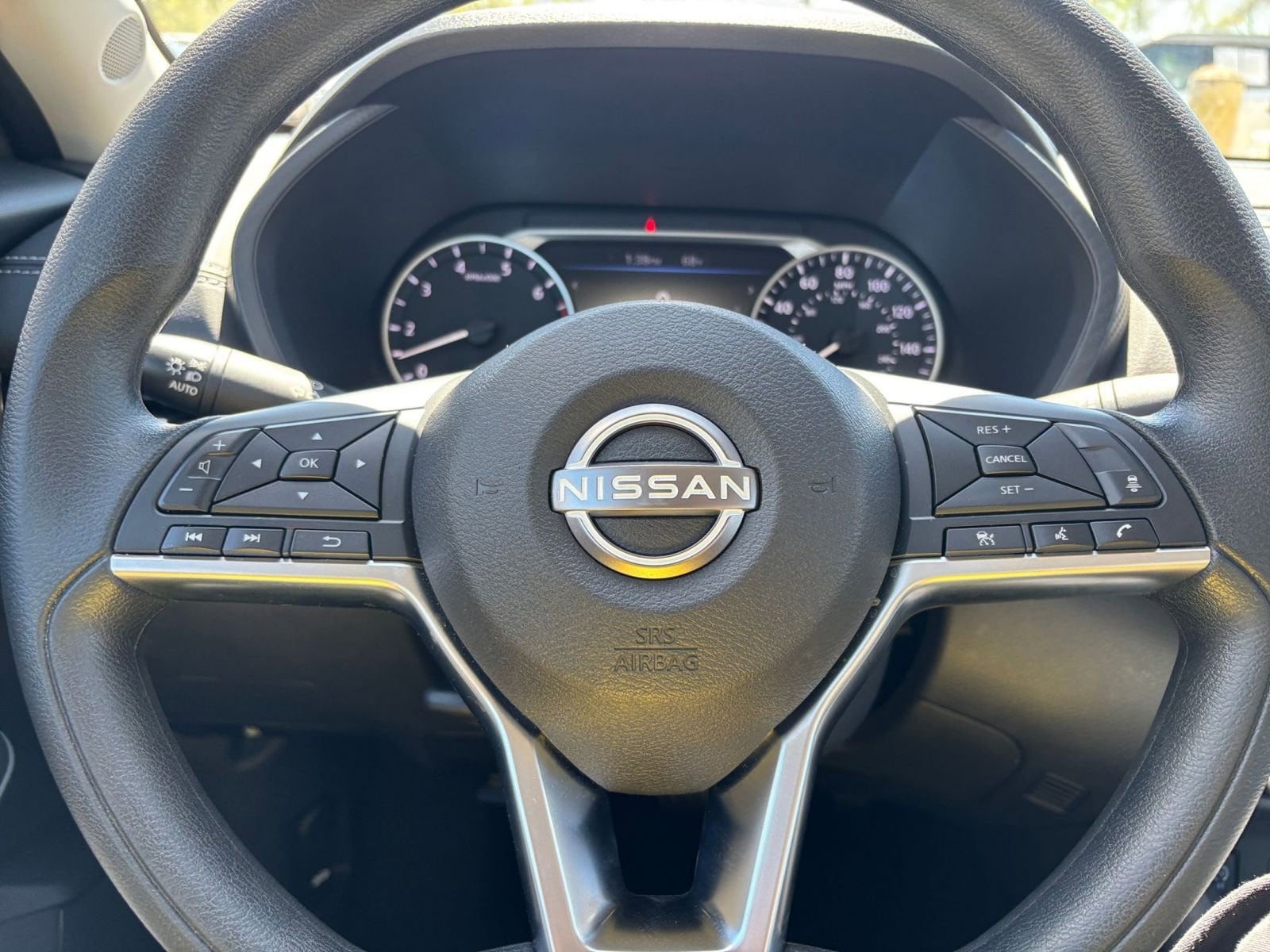 Thumbnail: 2025 Nissan Sentra - 25