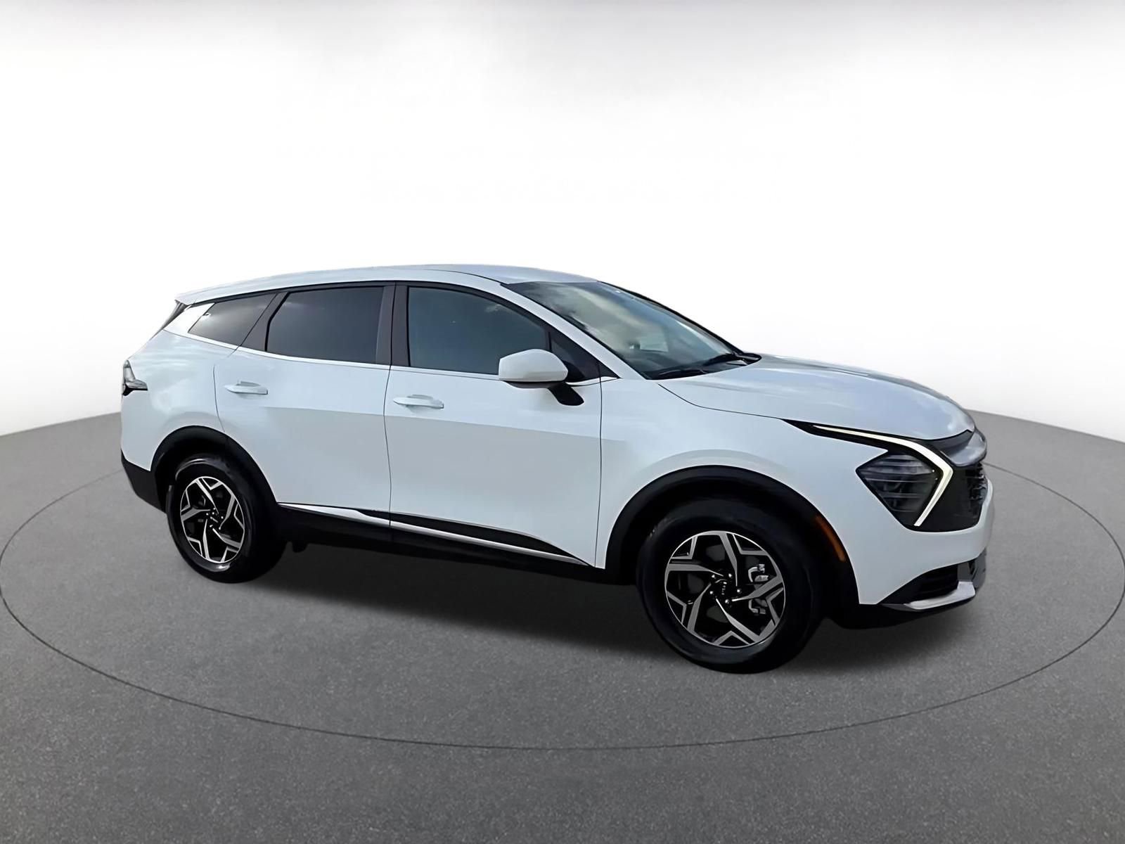 Thumbnail: 2025 Kia Sportage - 2