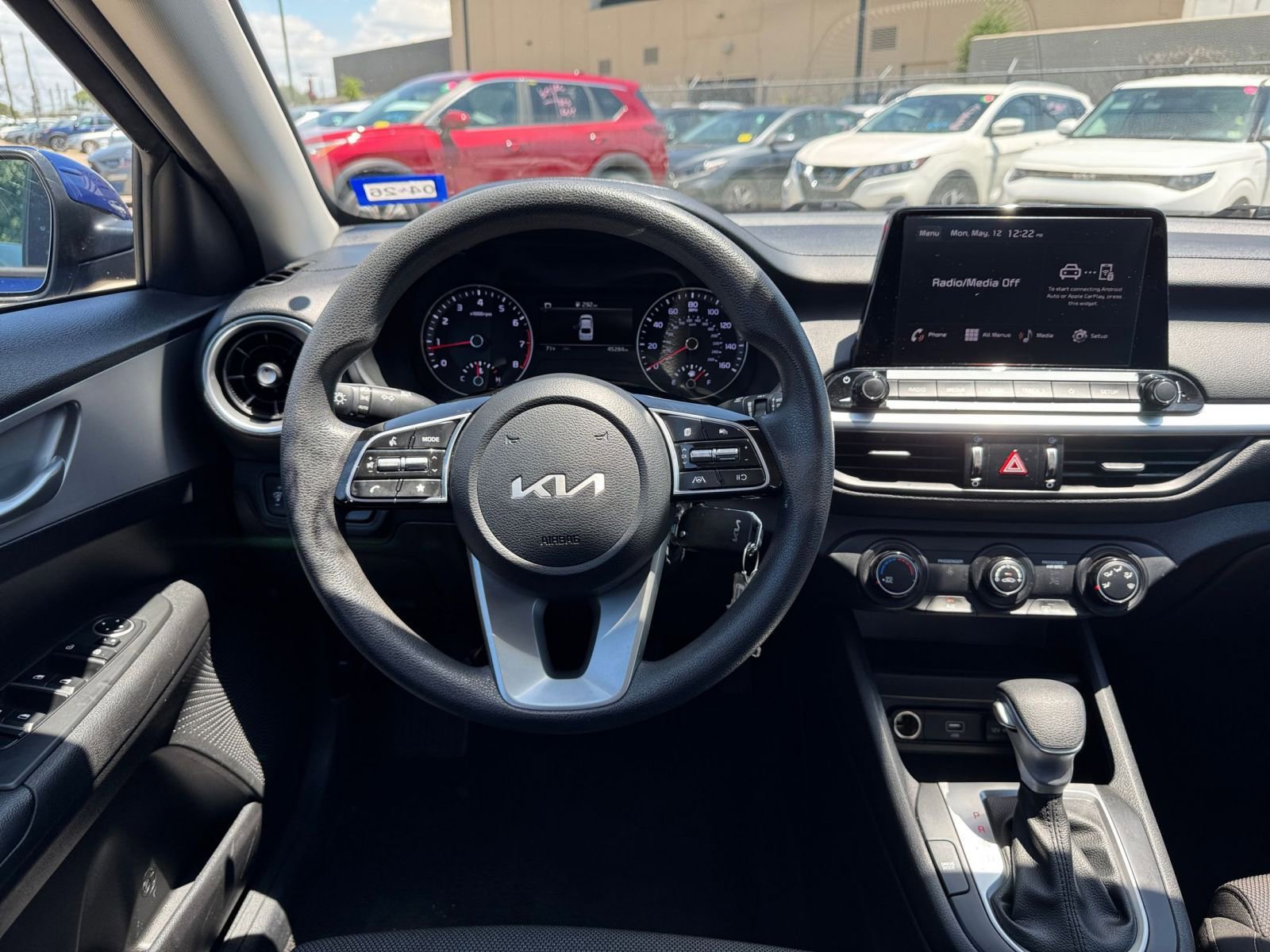 Thumbnail: 2023 Kia Forte - 29
