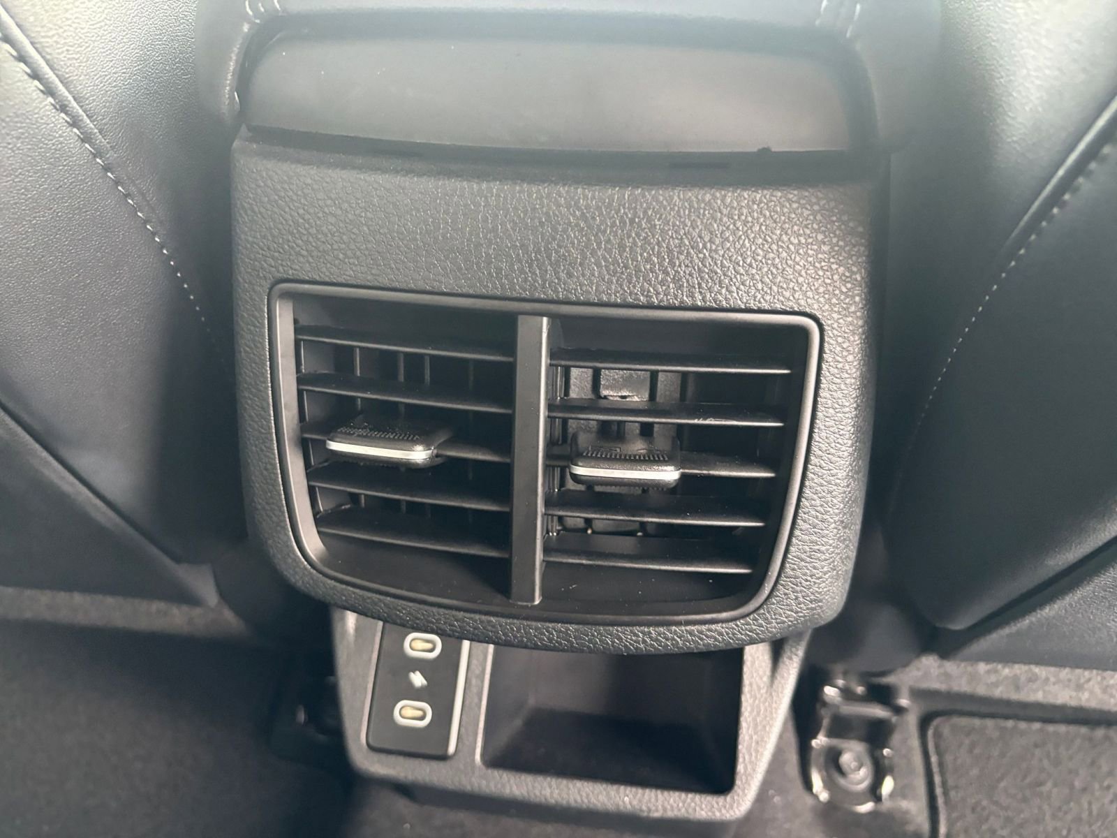 Thumbnail: 2025 Kia Seltos - 23