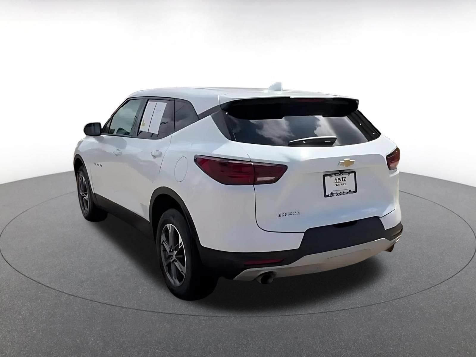 Thumbnail: 2025 Chevrolet Blazer - 4