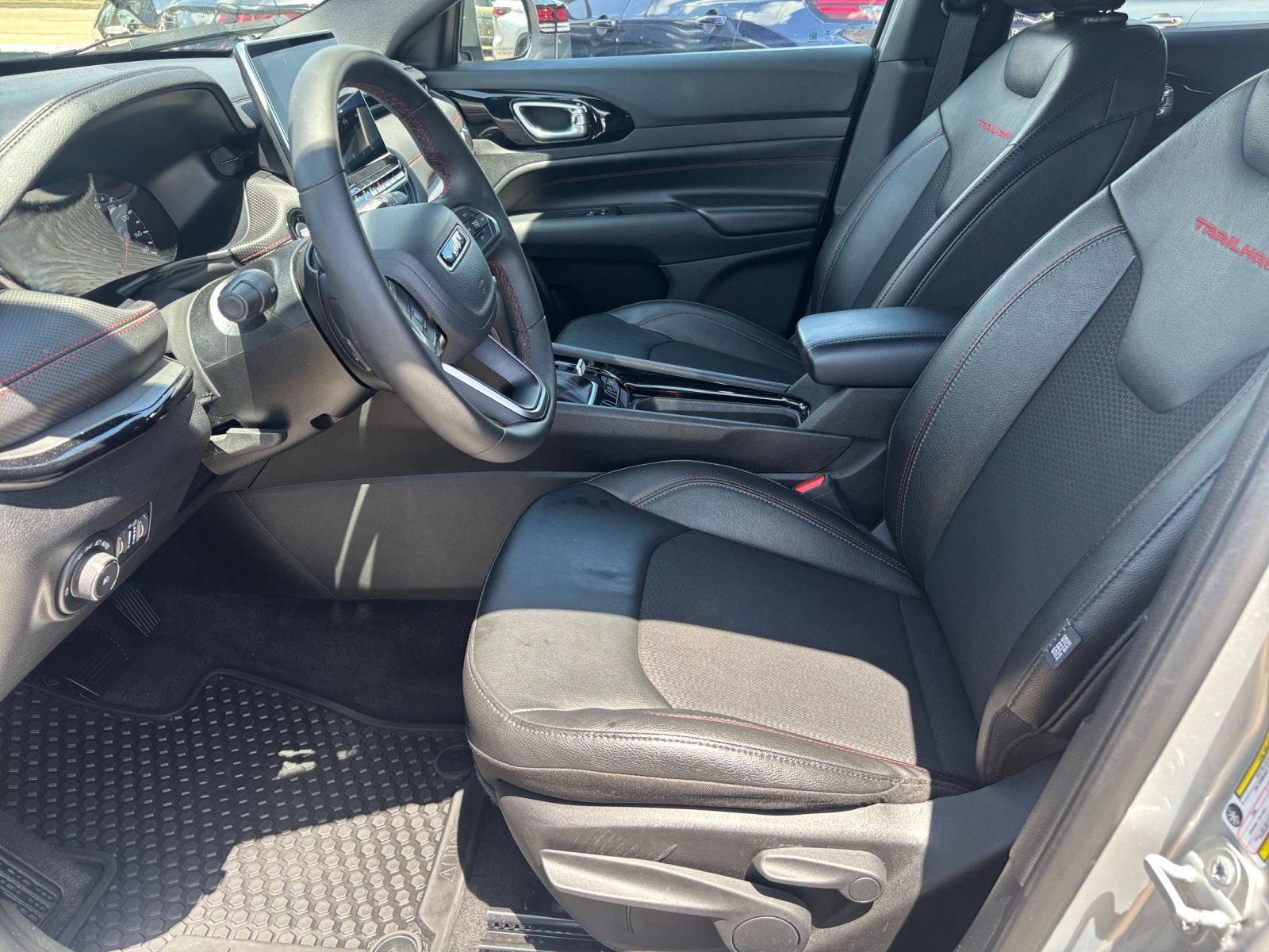 Thumbnail: 2025 Jeep Compass - 25