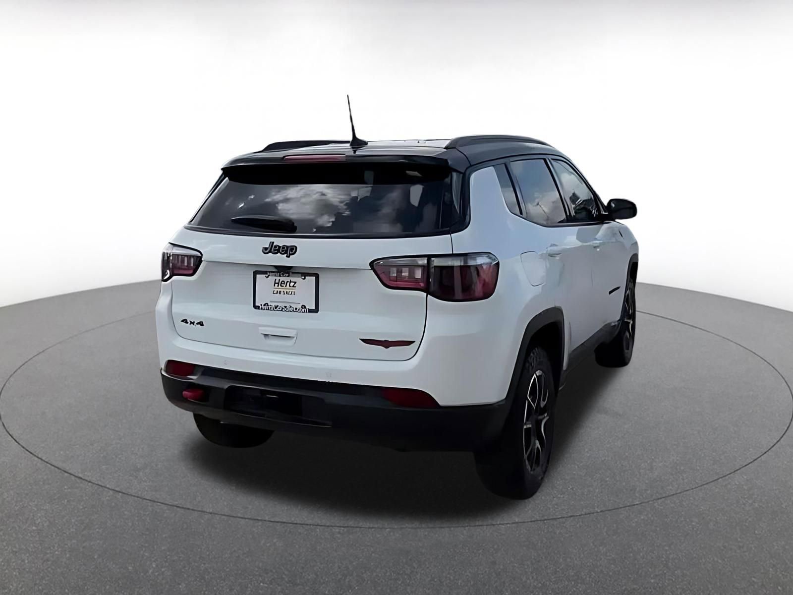 Thumbnail: 2025 Jeep Compass - 14