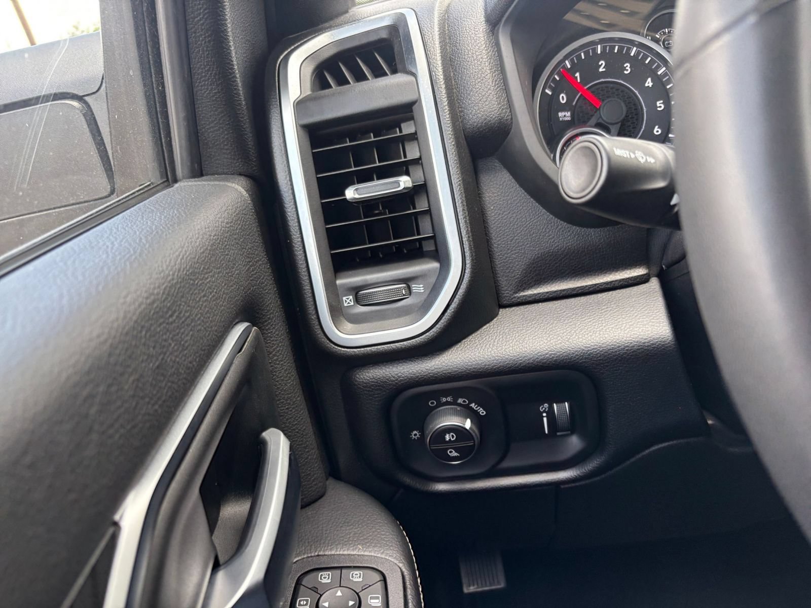 Thumbnail: 2025 RAM 2500 - 34