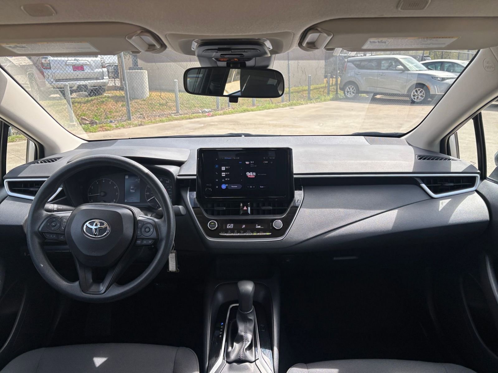 Thumbnail: 2025 Toyota Corolla - 31