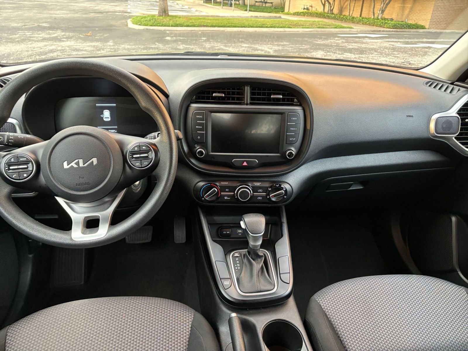 Thumbnail: 2025 Kia Soul - 28