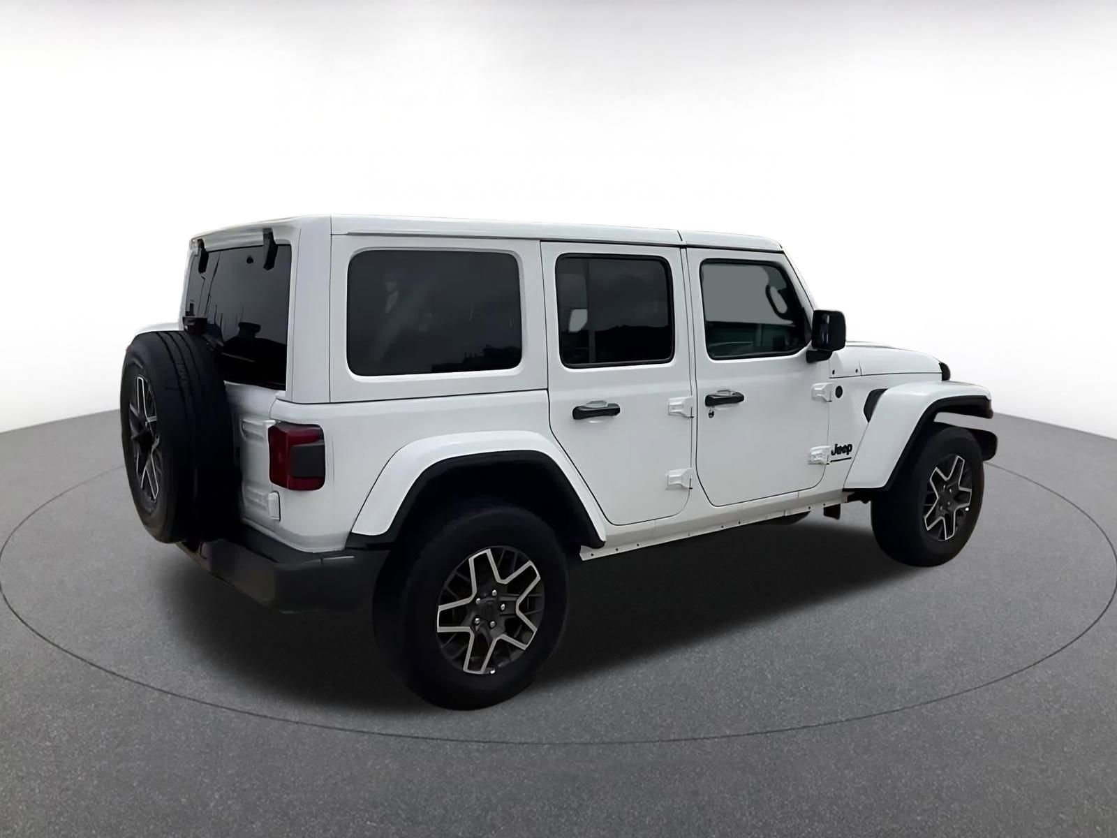 Thumbnail: 2025 Jeep Wrangler - 14