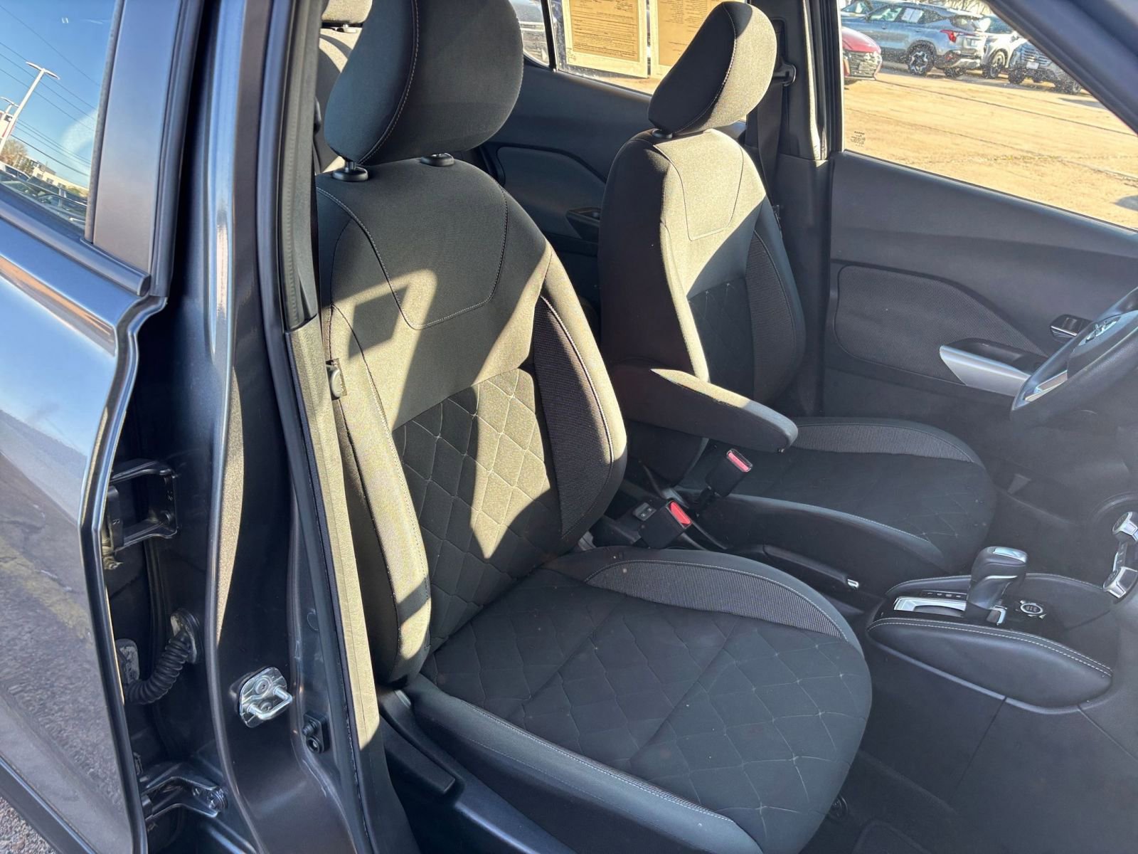 Thumbnail: 2020 Nissan Kicks - 35