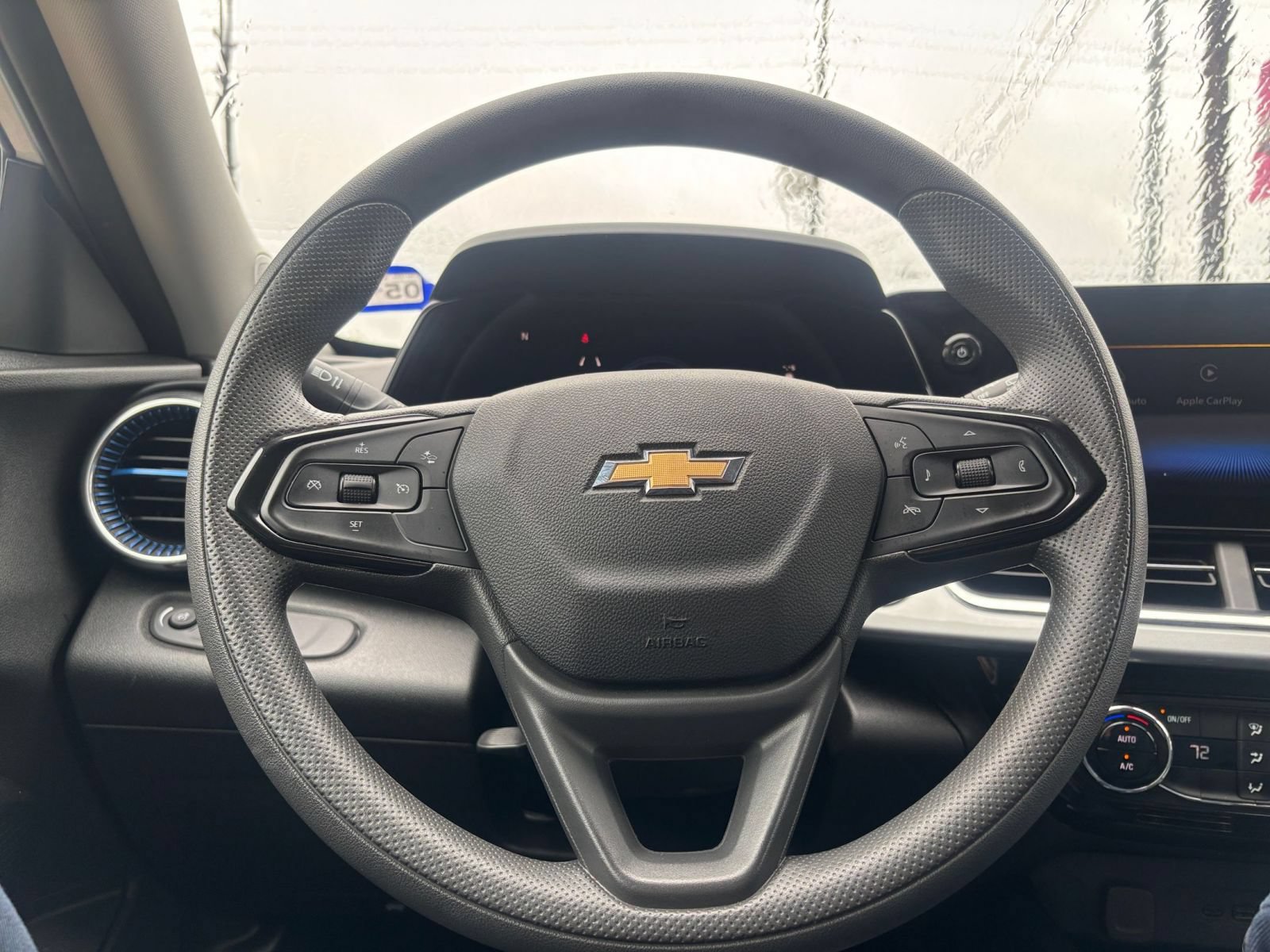 Thumbnail: 2025 Chevrolet Trax - 22