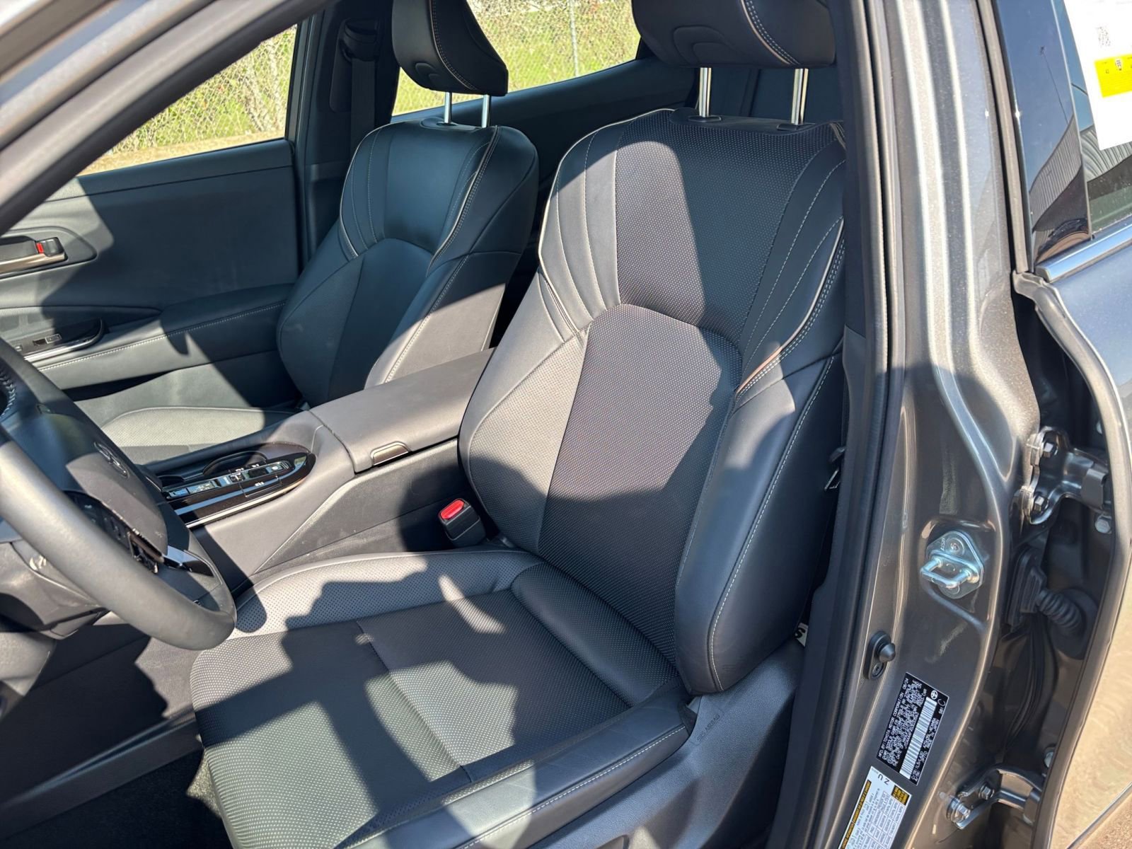 Thumbnail: 2025 Toyota Crown - 35