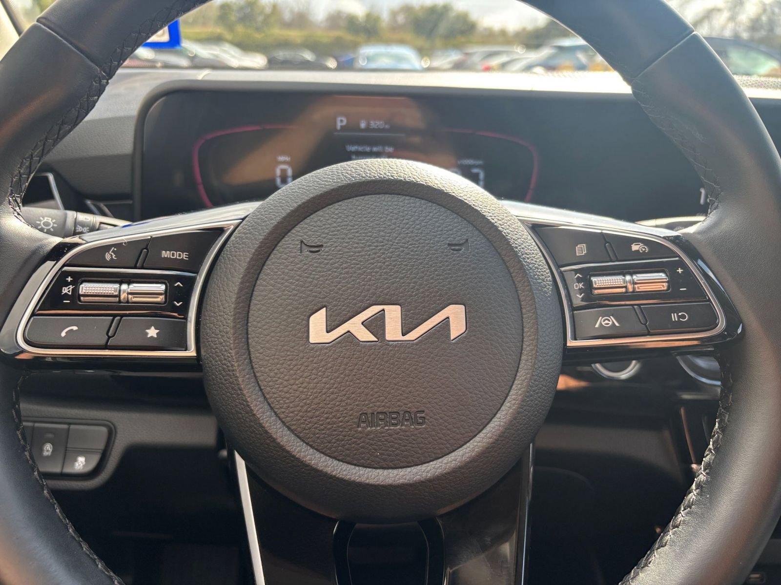 Thumbnail: 2025 Kia Seltos - 25