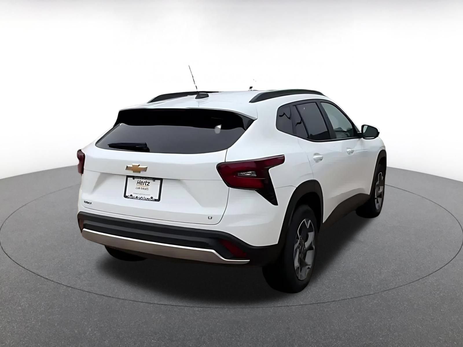 Thumbnail: 2025 Chevrolet Trax - 14