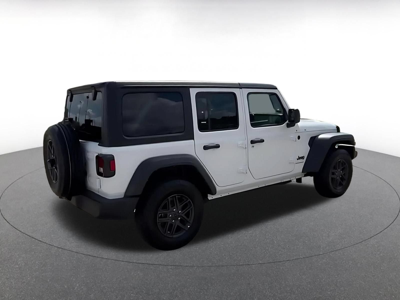 Thumbnail: 2025 Jeep Wrangler - 14