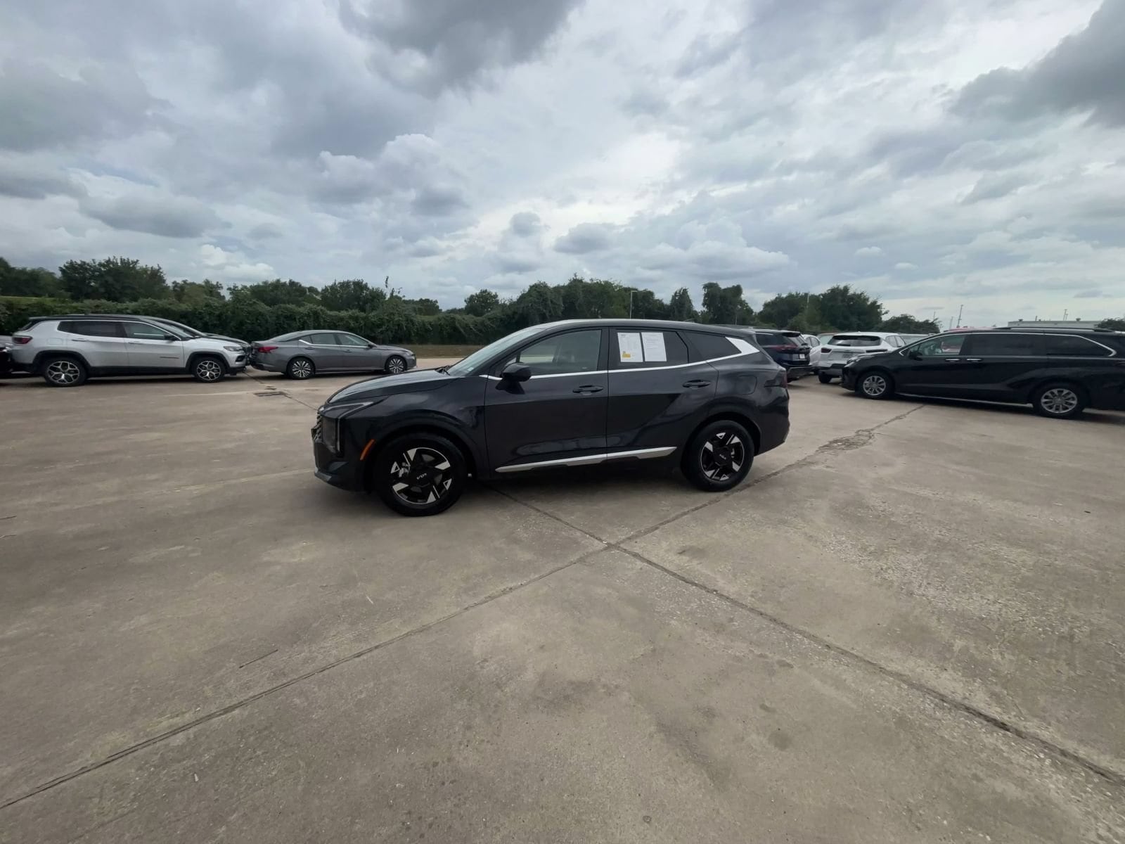 Thumbnail: 2026 Kia Sportage - 8