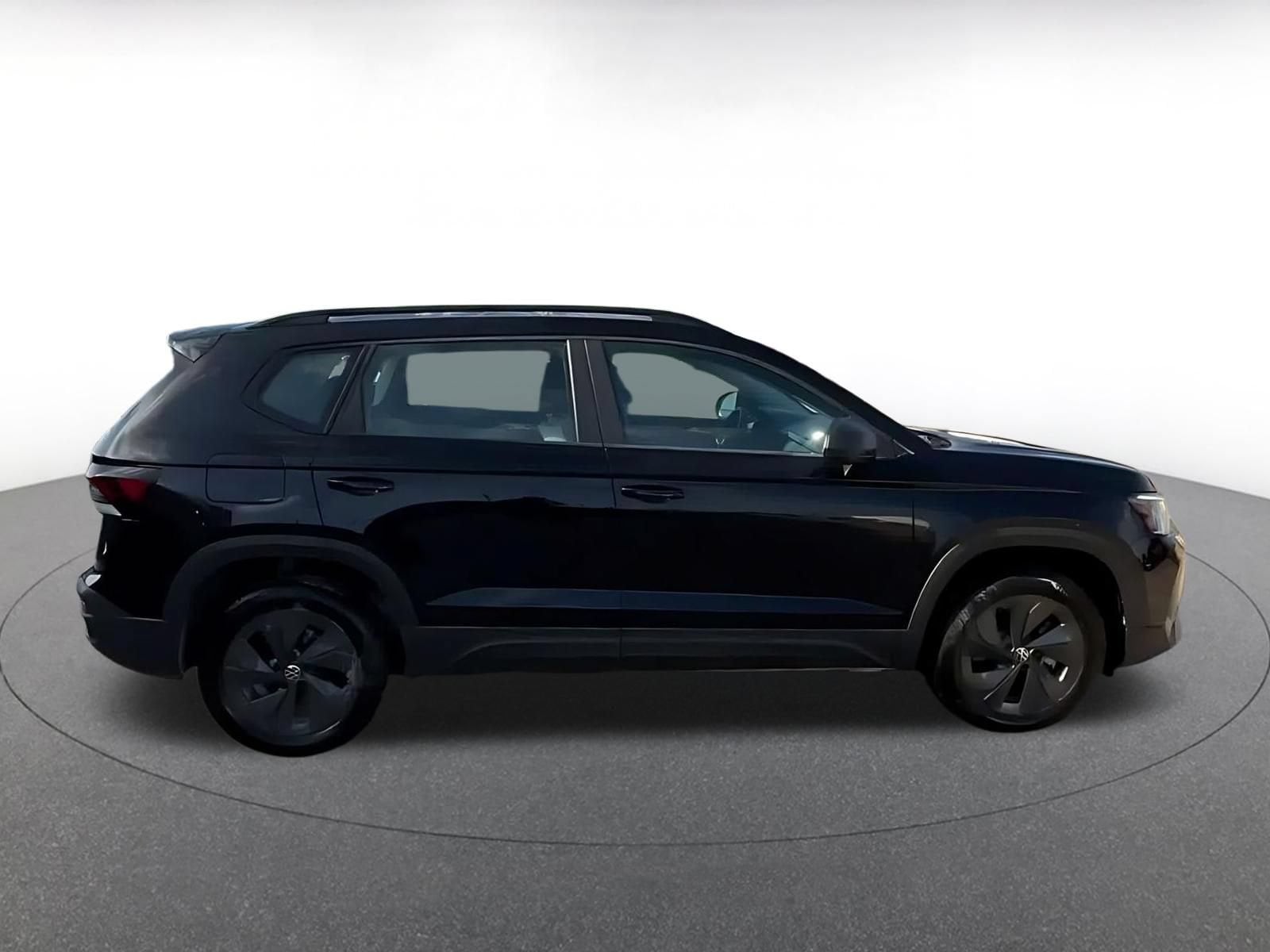 Thumbnail: 2026 Volkswagen Taos - 13
