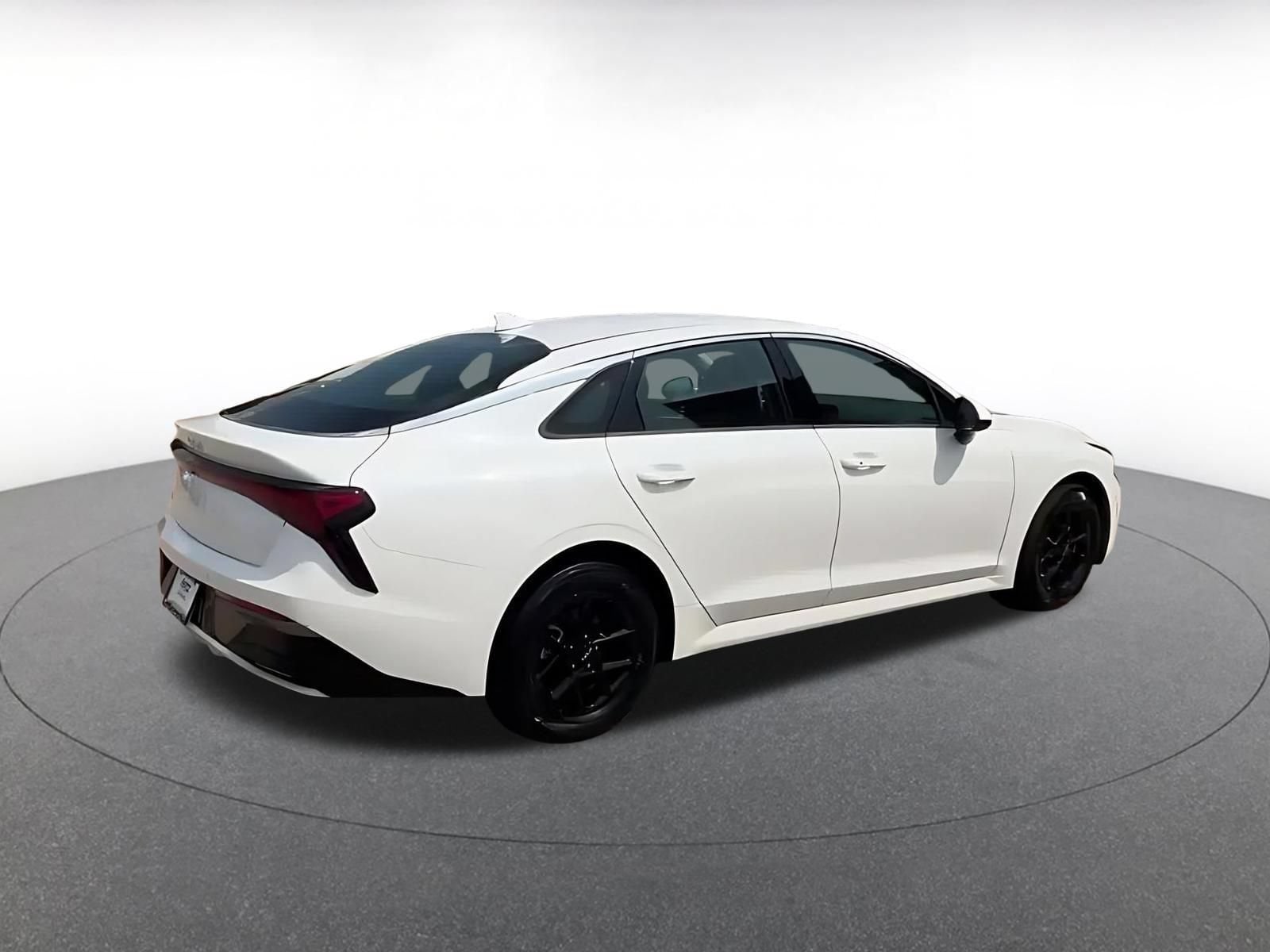 Thumbnail: 2025 Kia K5 - 14