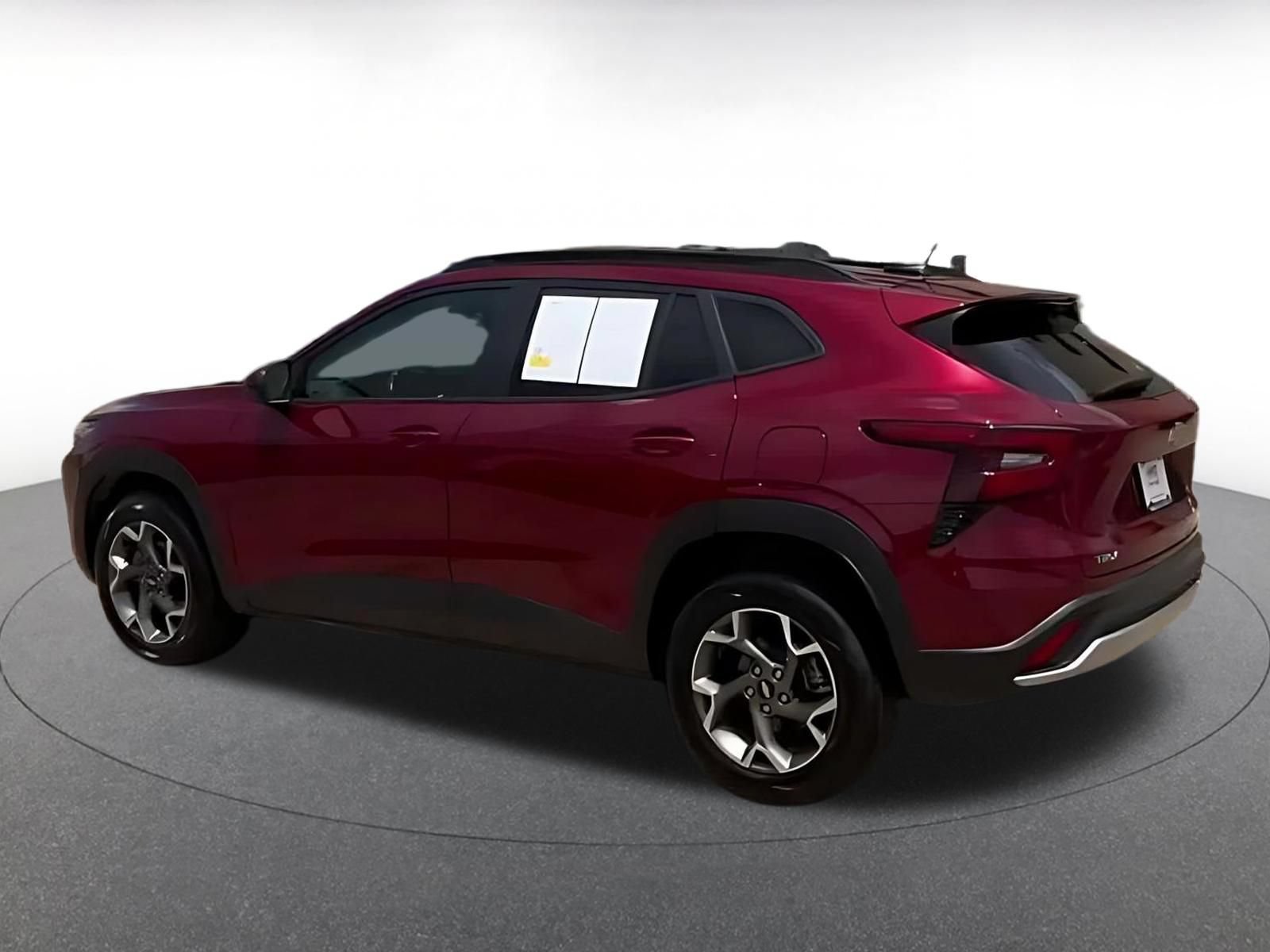 Thumbnail: 2025 Chevrolet Trax - 12