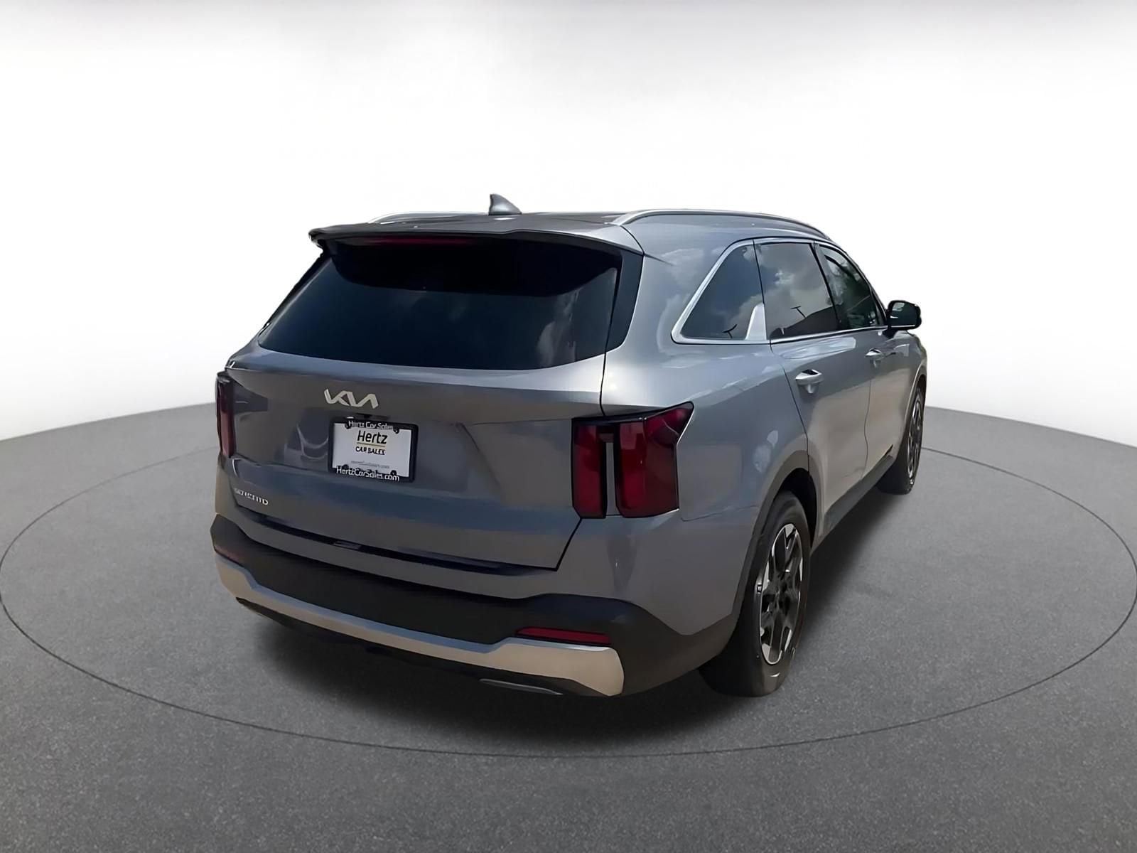 Thumbnail: 2024 Kia Sorento - 14
