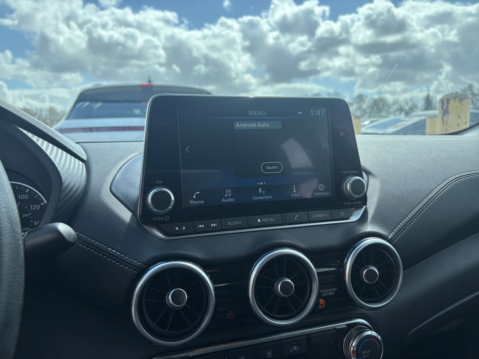 Thumbnail: 2025 Nissan Sentra - 20