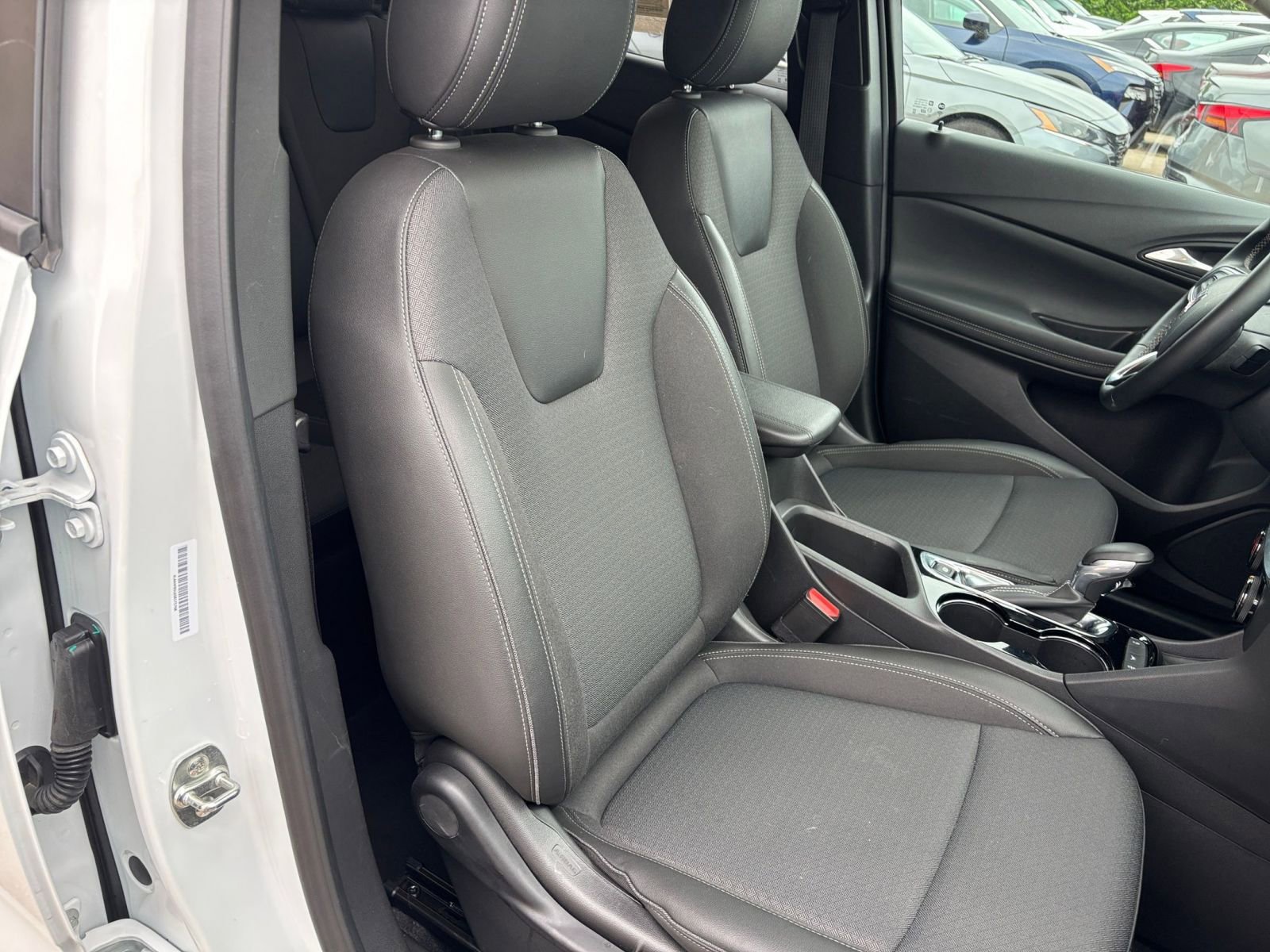 Thumbnail: 2025 Buick Encore GX - 35