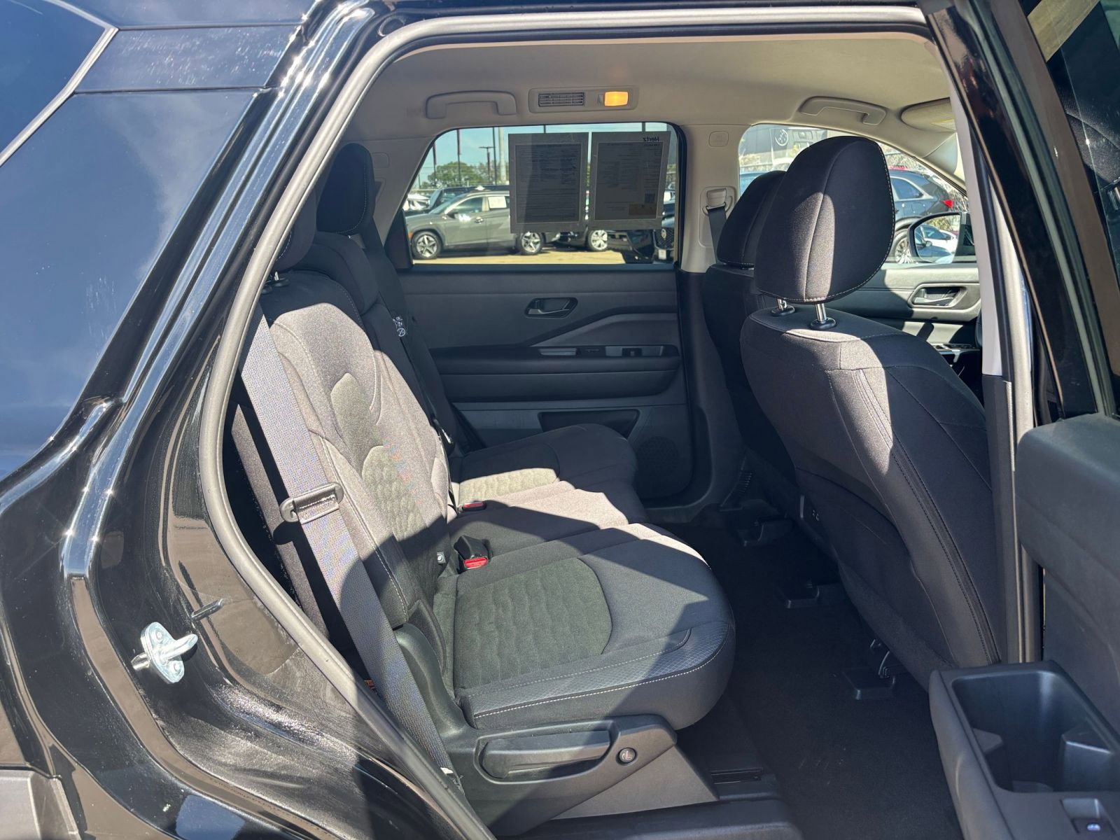 Thumbnail: 2025 Nissan Pathfinder - 25