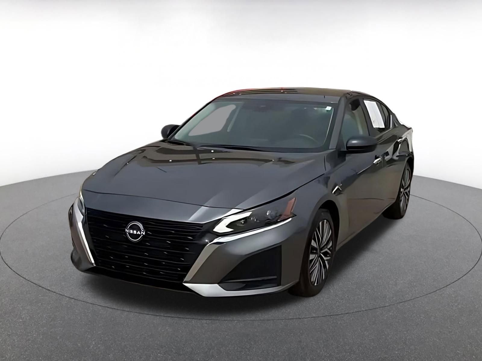 Thumbnail: 2025 Nissan Altima - 7