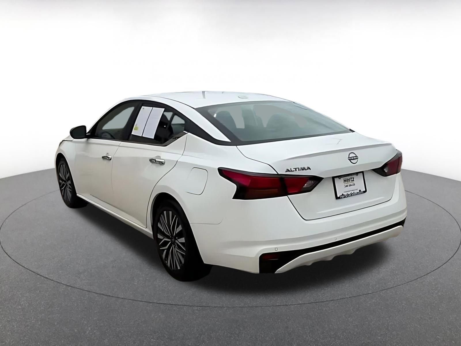 Thumbnail: 2025 Nissan Altima - 4