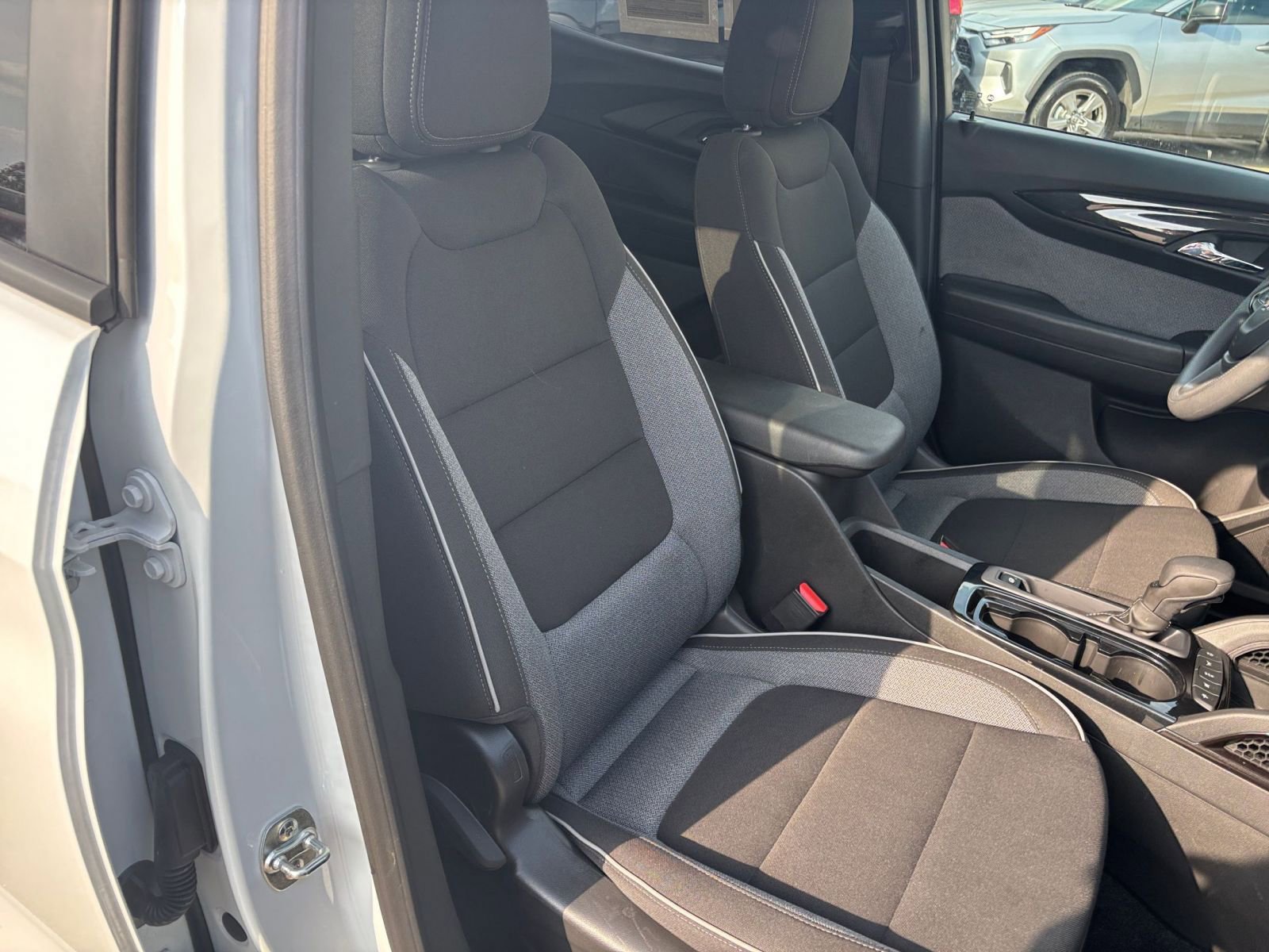 Thumbnail: 2025 Chevrolet TrailBlazer - 34