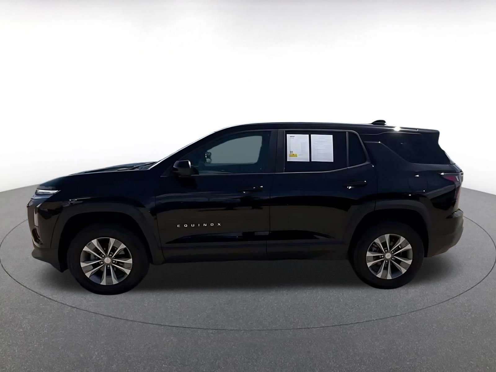 Thumbnail: 2025 Chevrolet Equinox - 9