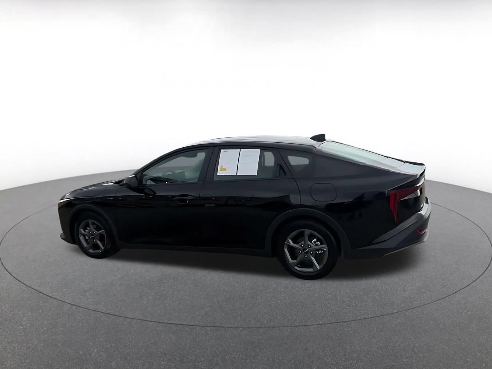 Thumbnail: 2025 Kia K4 - 9