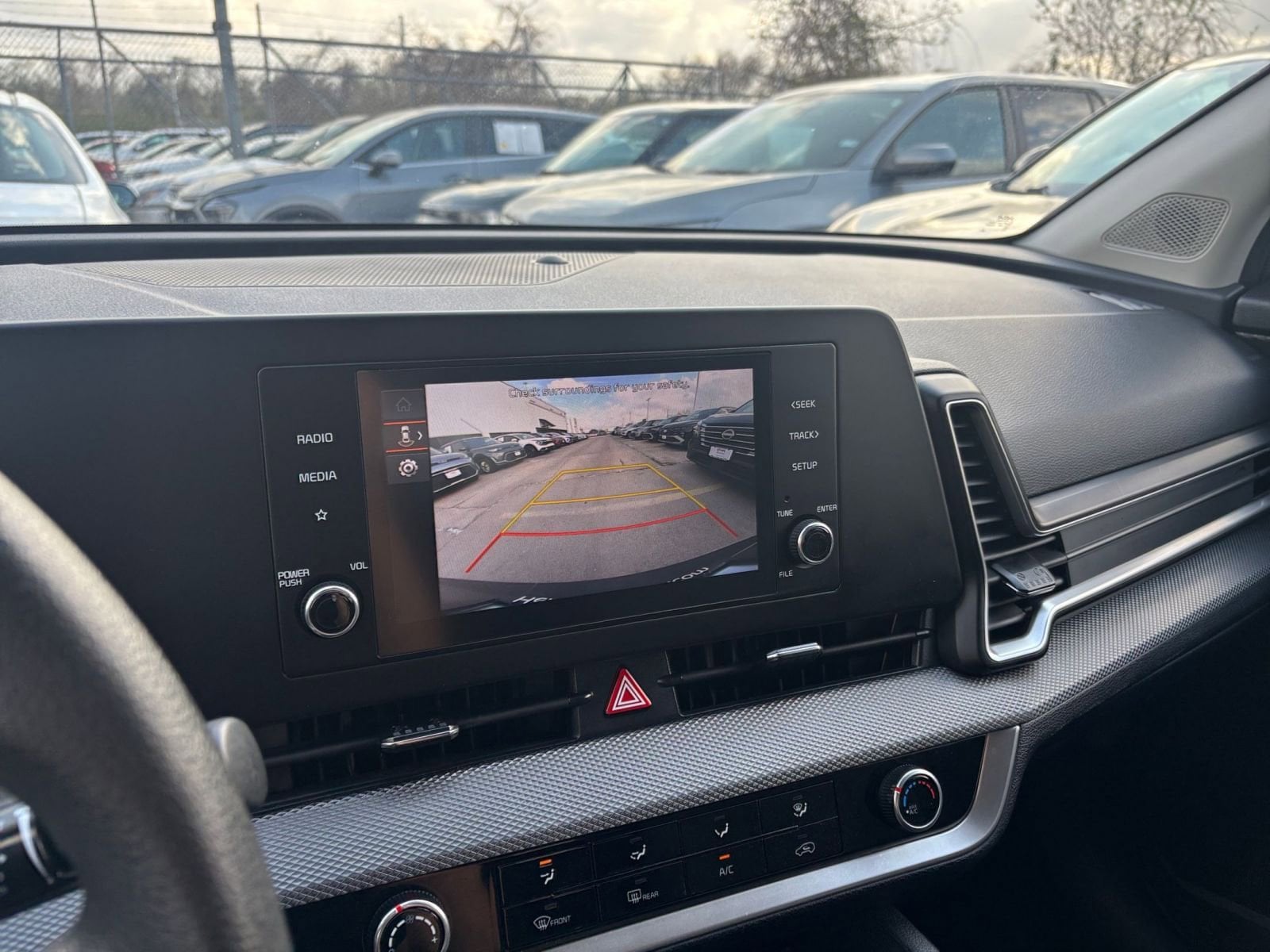 Thumbnail: 2025 Kia Sportage - 23