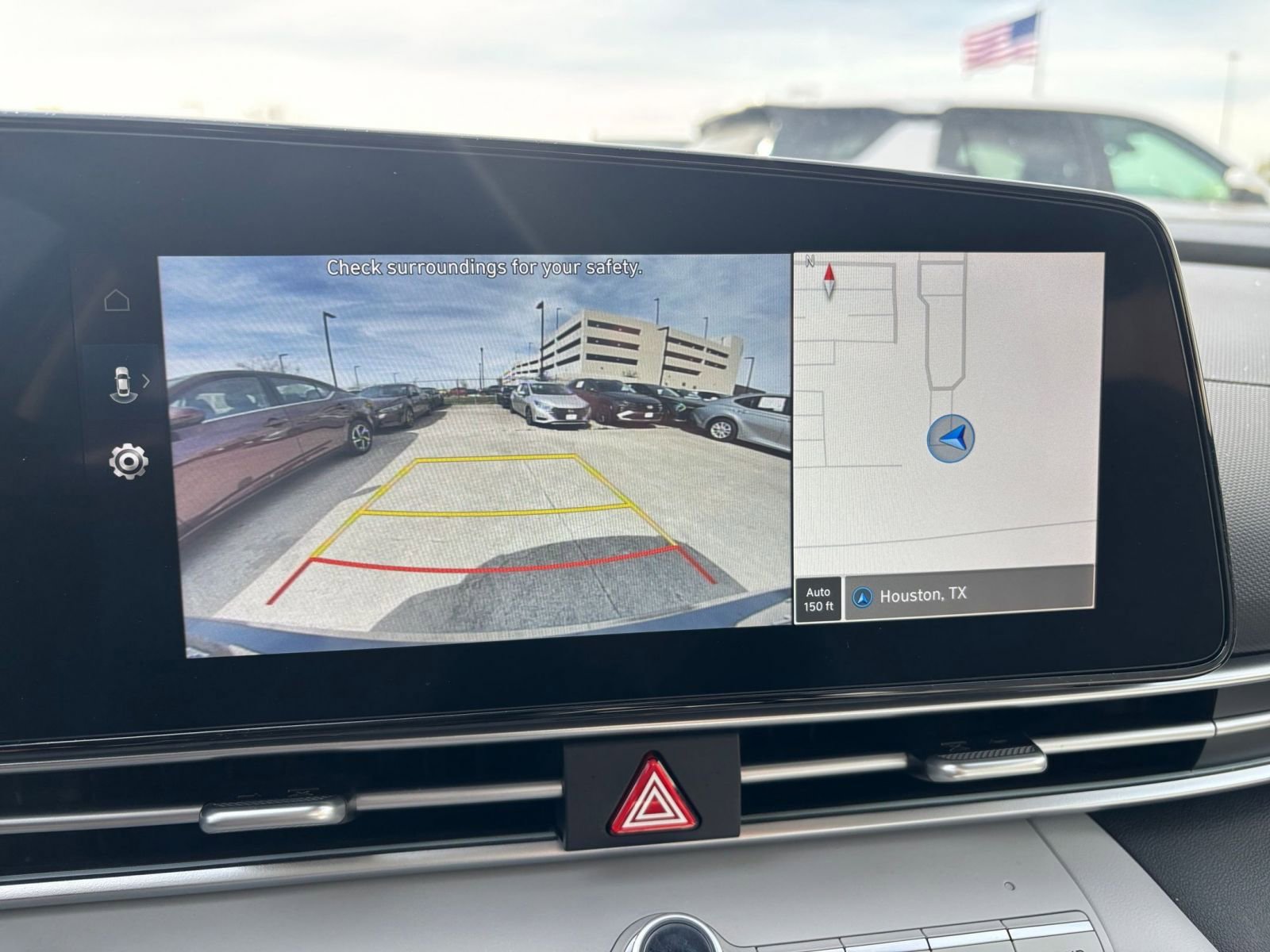 Thumbnail: 2025 Hyundai Elantra - 23