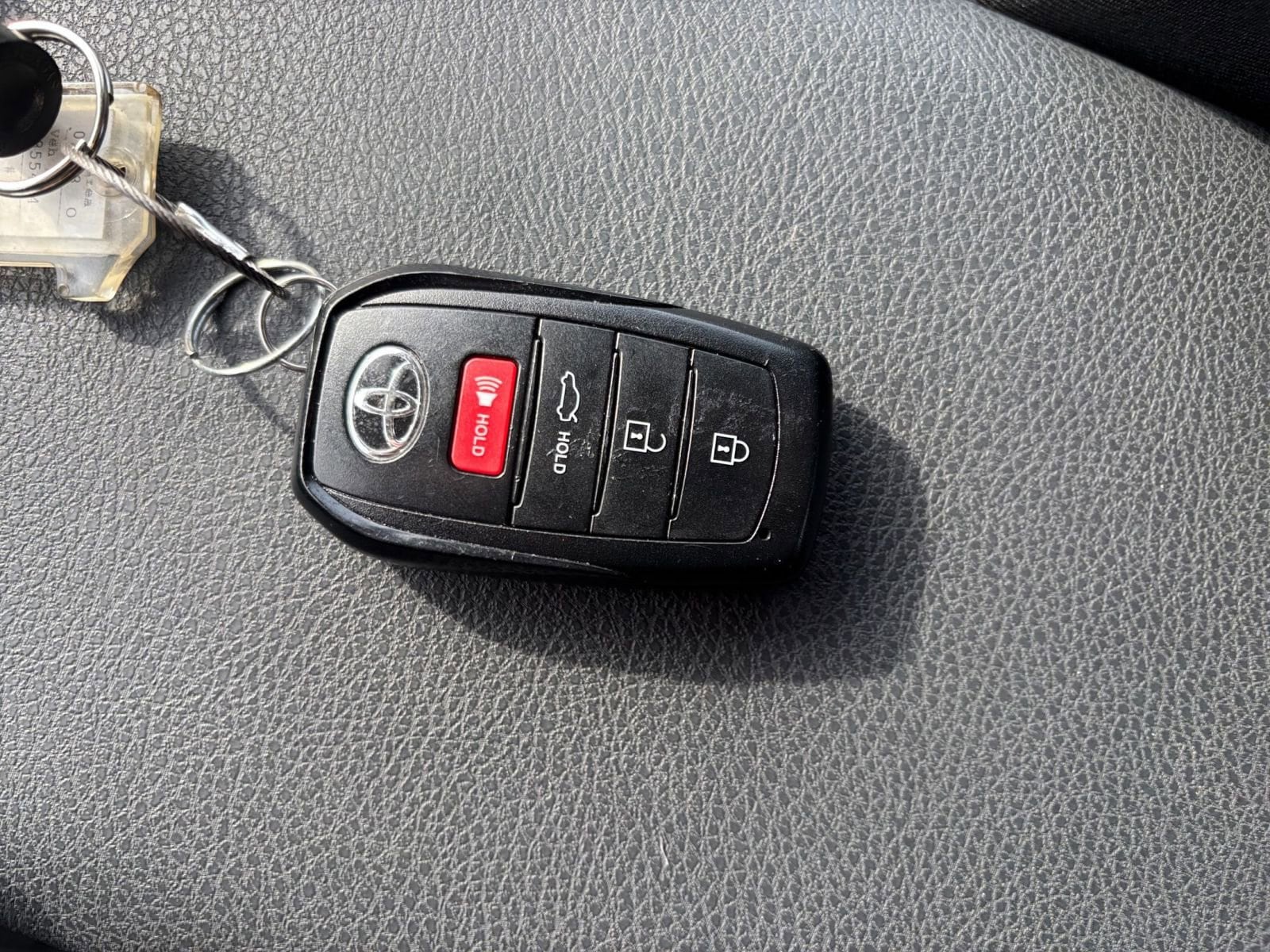 Thumbnail: 2025 Toyota Camry - 20