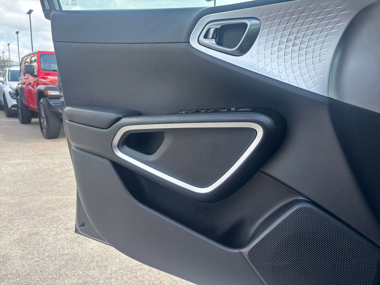 Thumbnail: 2025 Kia Soul - 18