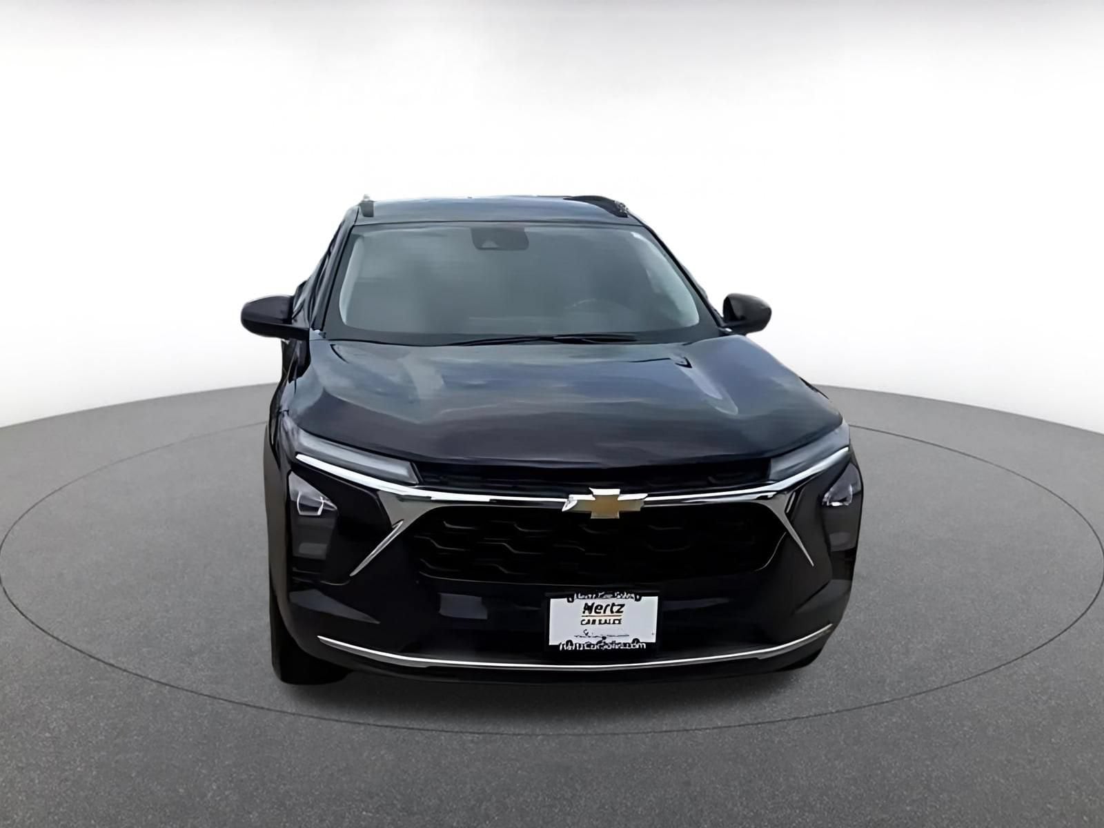 Thumbnail: 2025 Chevrolet Trax - 4