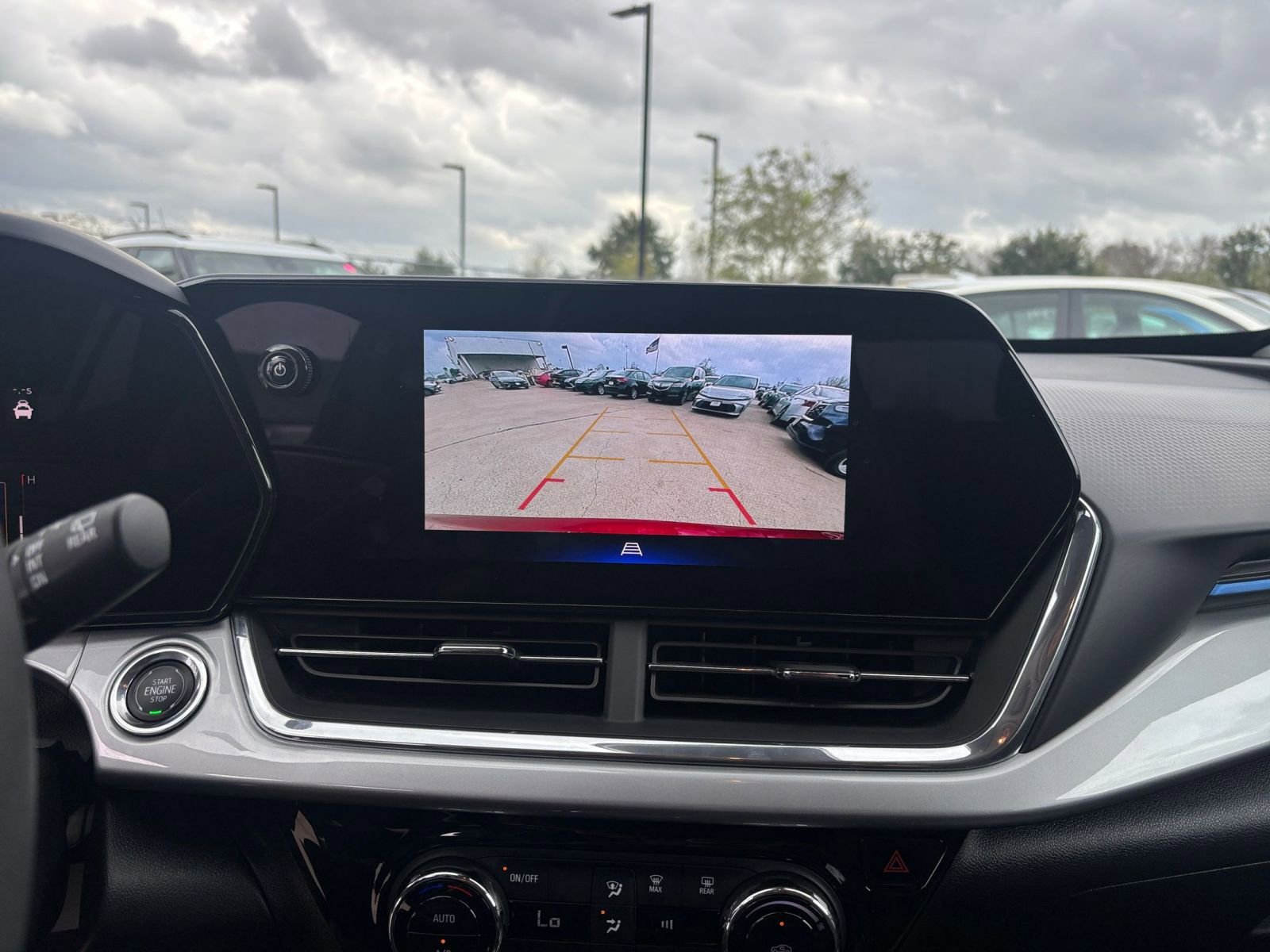 Thumbnail: 2025 Chevrolet Trax - 17