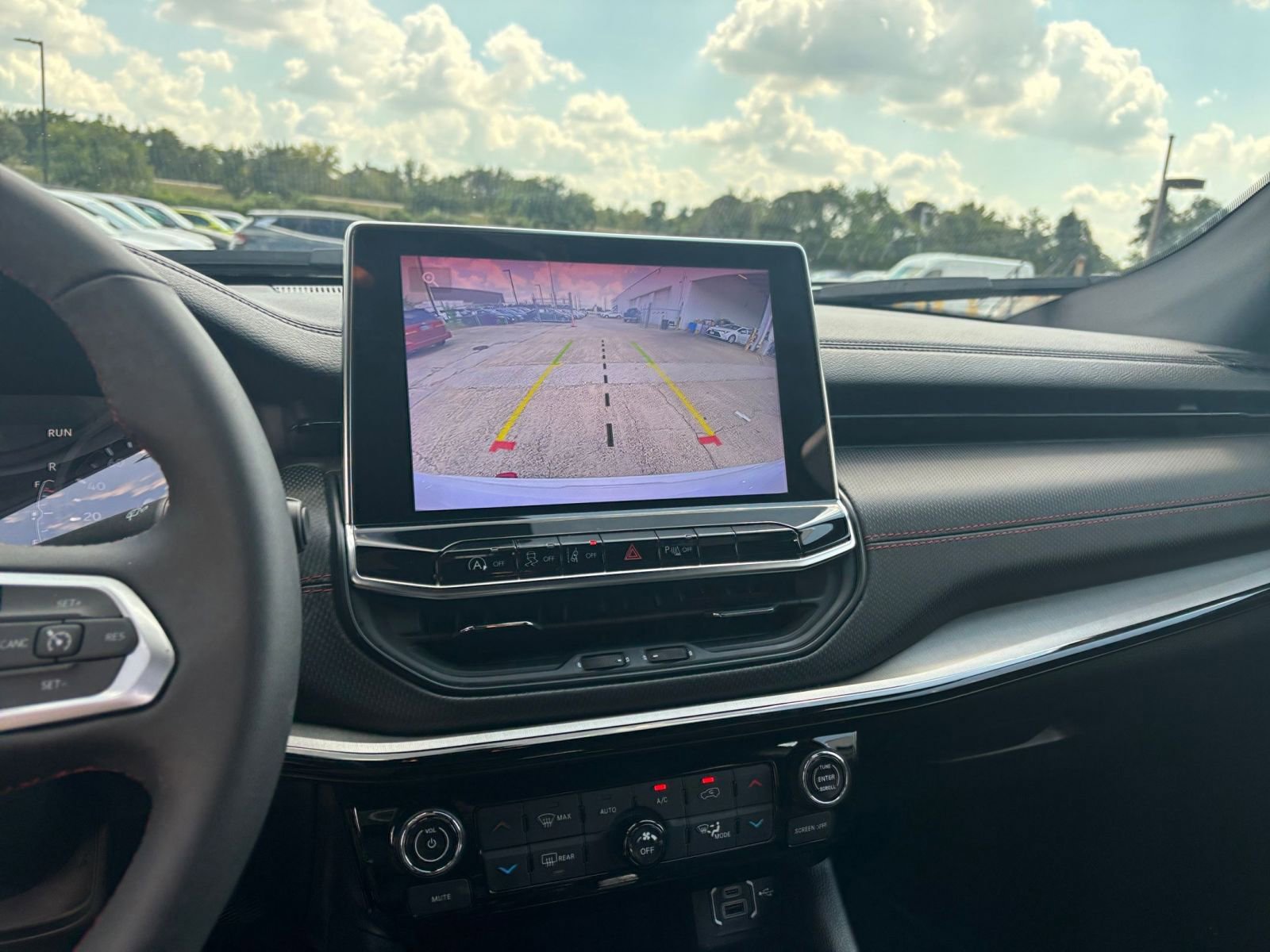 Thumbnail: 2025 Jeep Compass - 17