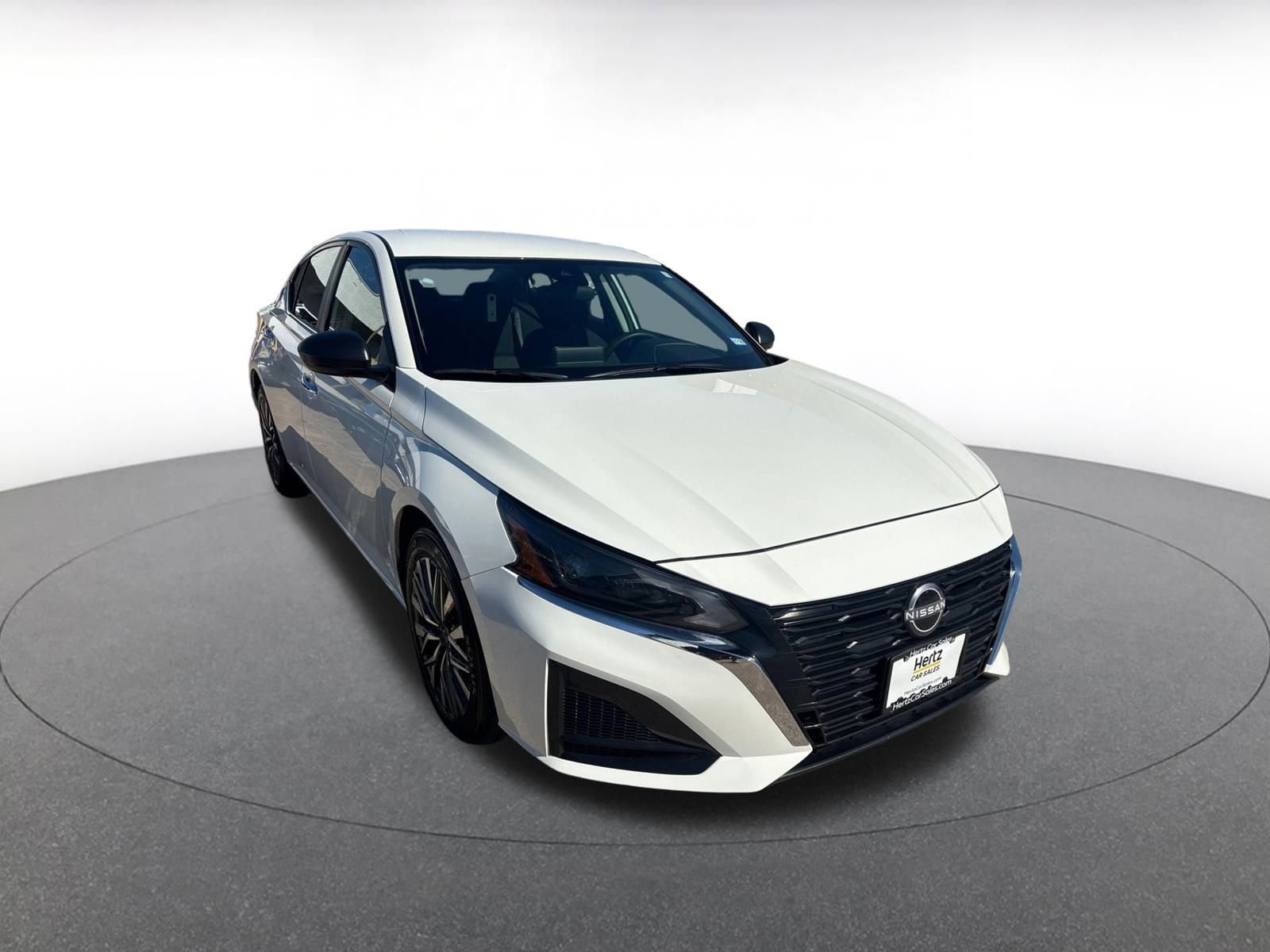 Thumbnail: 2025 Nissan Altima - 1