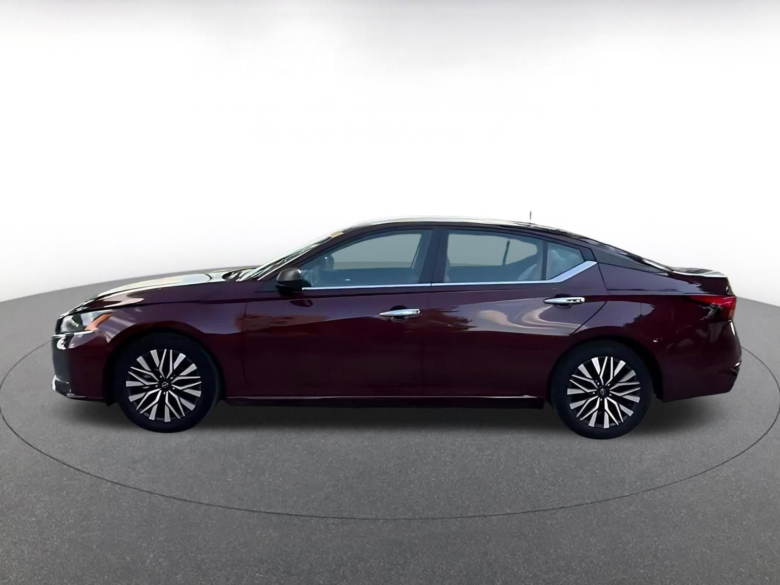Thumbnail: 2025 Nissan Altima - 4