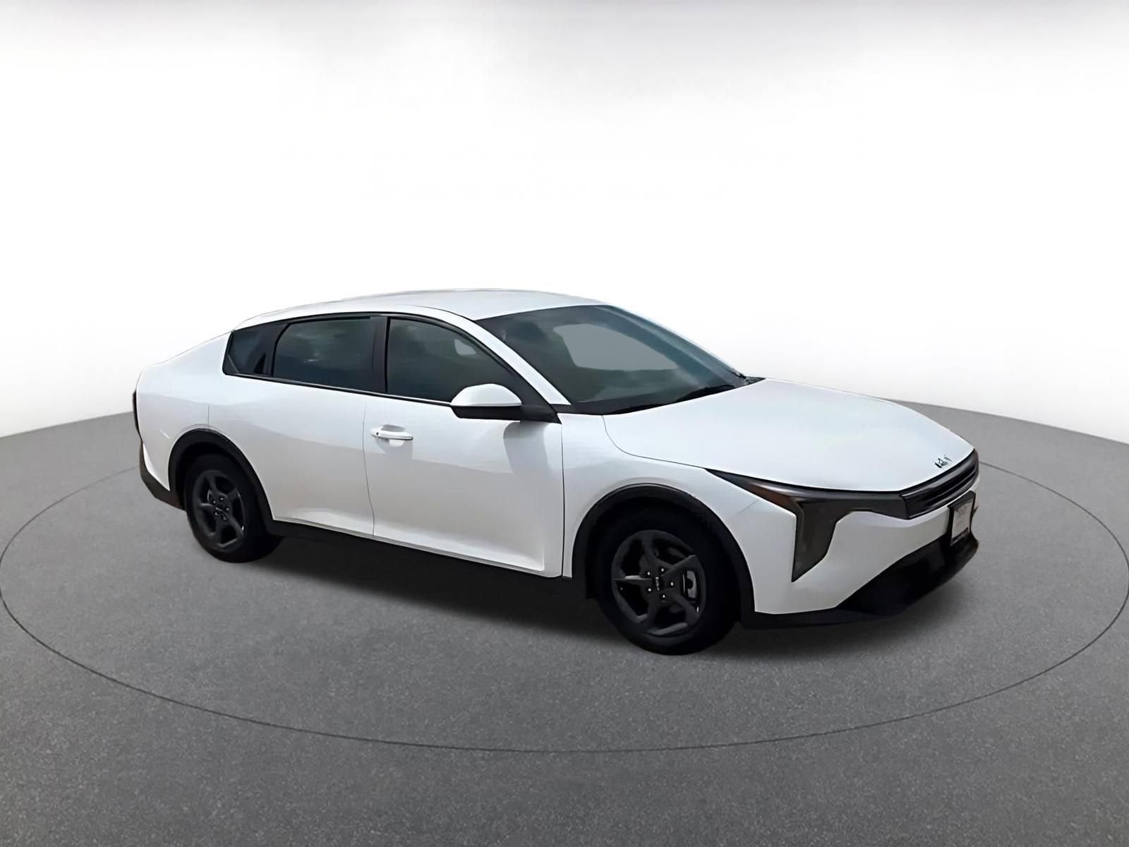 Thumbnail: 2025 Kia K4 - 2