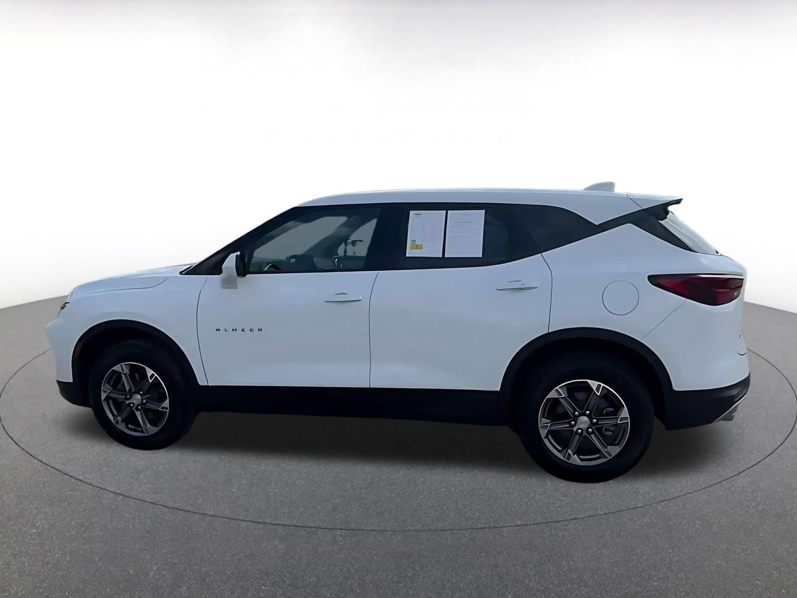 Thumbnail: 2026 Chevrolet Blazer - 8