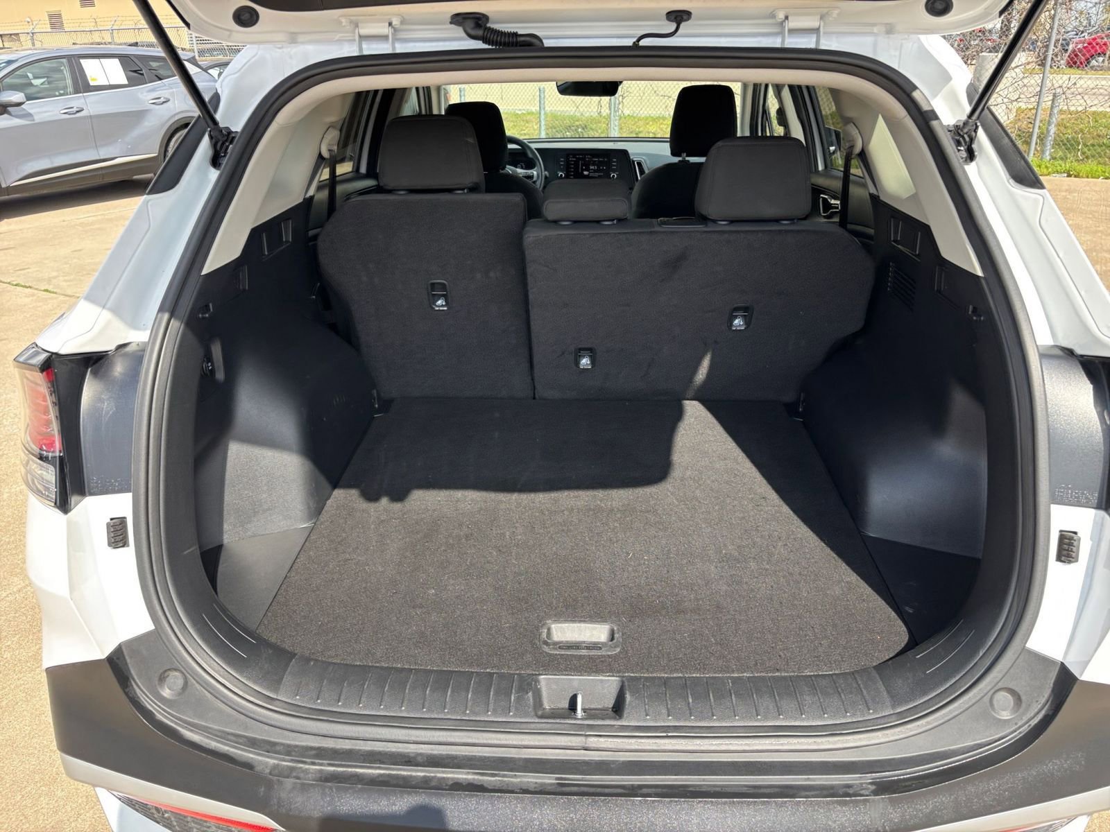 Thumbnail: 2025 Kia Sportage - 30